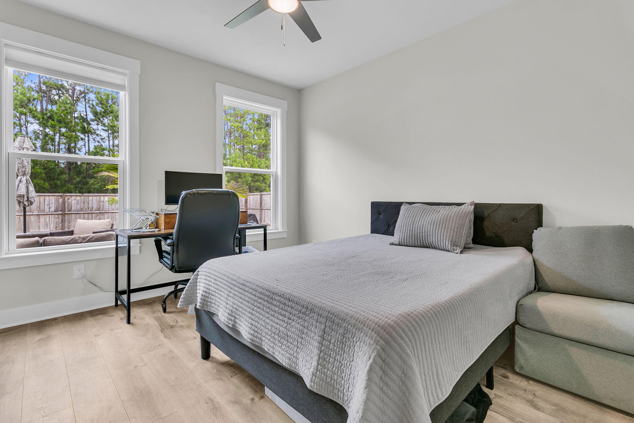 Summerville, South Carolina, 29486, United States, 4 Bedrooms Bedrooms, ,4 BathroomsBathrooms,Residential,For Sale,1974622