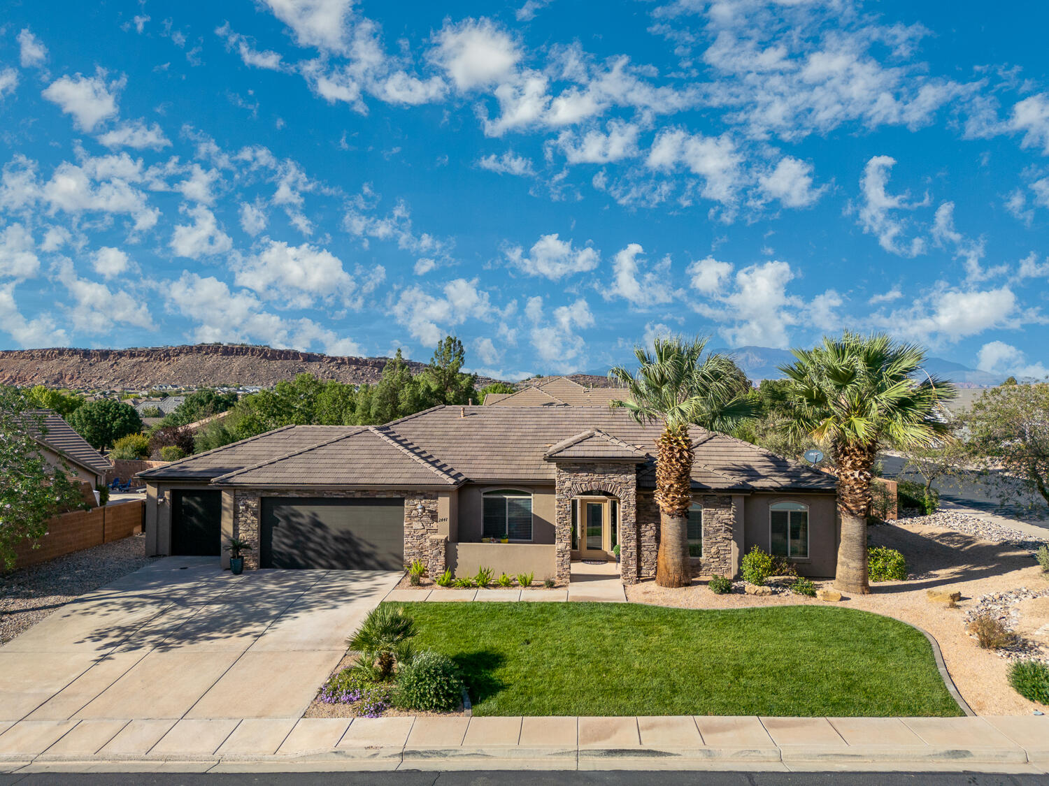 St George, Utah, 84790, United States, 4 Bedrooms Bedrooms, ,Residential,For Sale,1962826