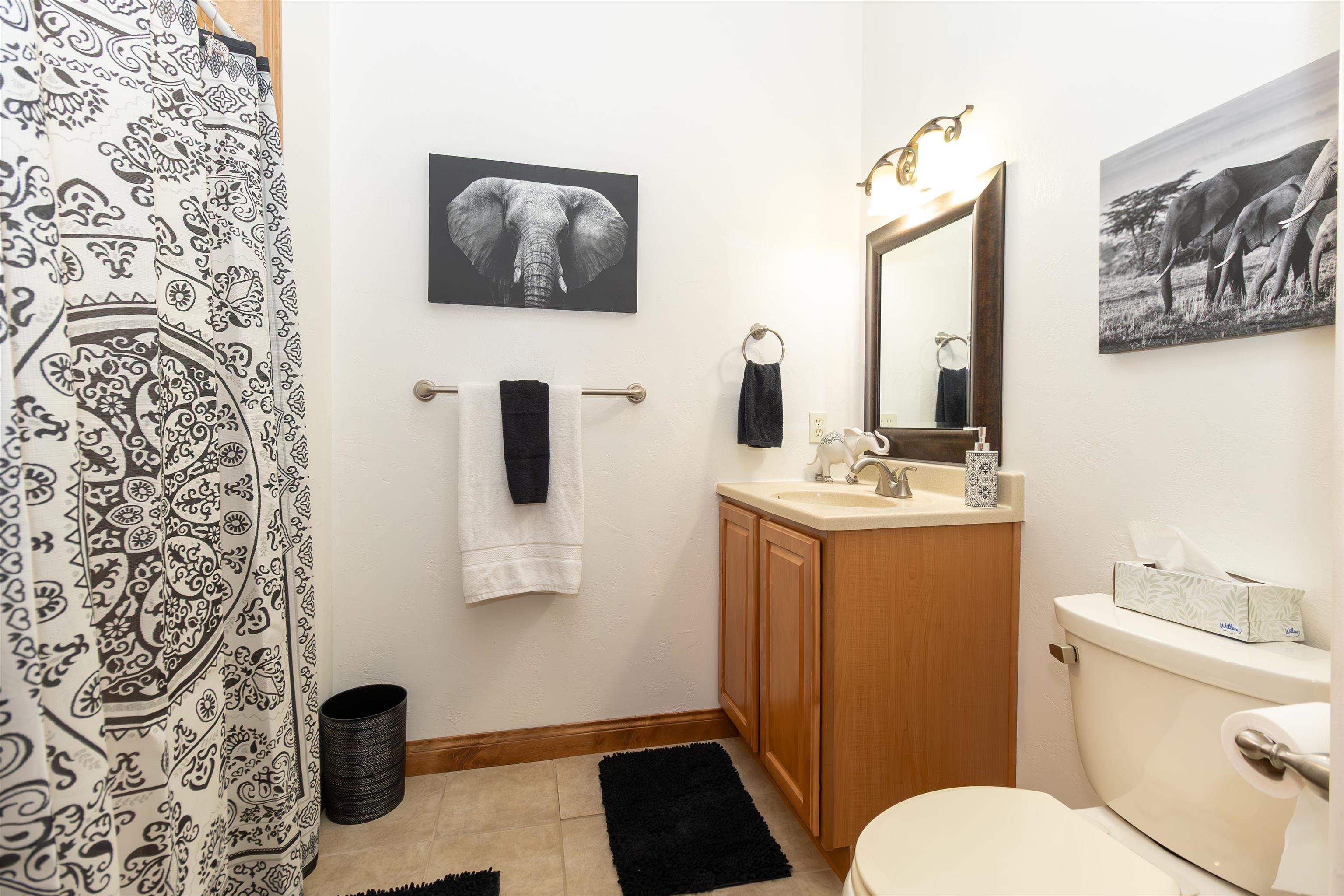 SEYMOUR, Wisconsin, 54115, United States, 4 Bedrooms Bedrooms, ,4 BathroomsBathrooms,Residential,For Sale,1926224