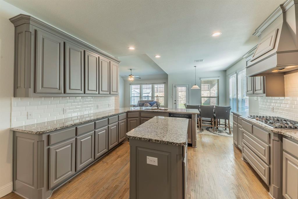 Fort Worth, Texas, 76179, United States, 4 Bedrooms Bedrooms, ,4 BathroomsBathrooms,Residential,For Sale,1978129