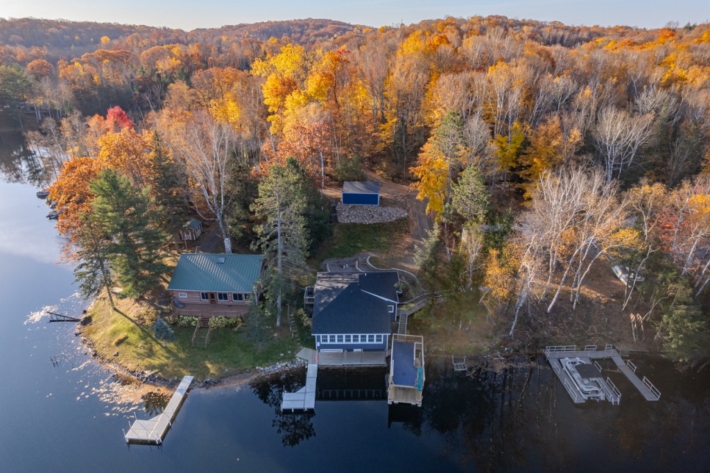 Gleason, Wisconsin, 54435, United States, 4 Bedrooms Bedrooms, ,3 BathroomsBathrooms,Residential,For Sale,1739351