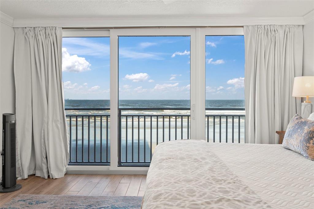 New Smyrna Beach, Florida, 32169, United States, 2 Bedrooms Bedrooms, ,3 BathroomsBathrooms,Residential,For Sale,1987395