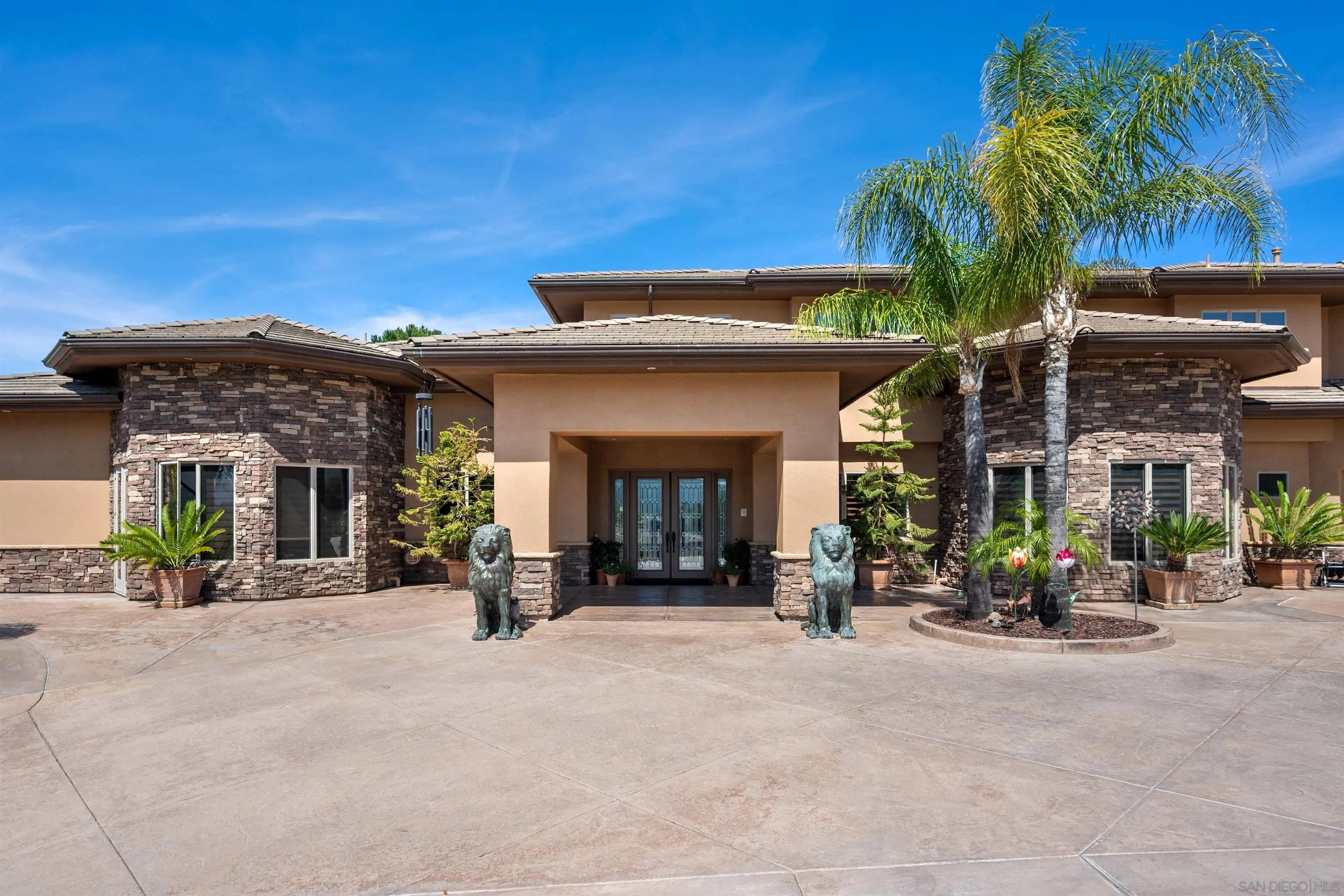 Alpine, California, 91901, United States, 3 Bedrooms Bedrooms, ,5 BathroomsBathrooms,Residential,For Sale,1997111