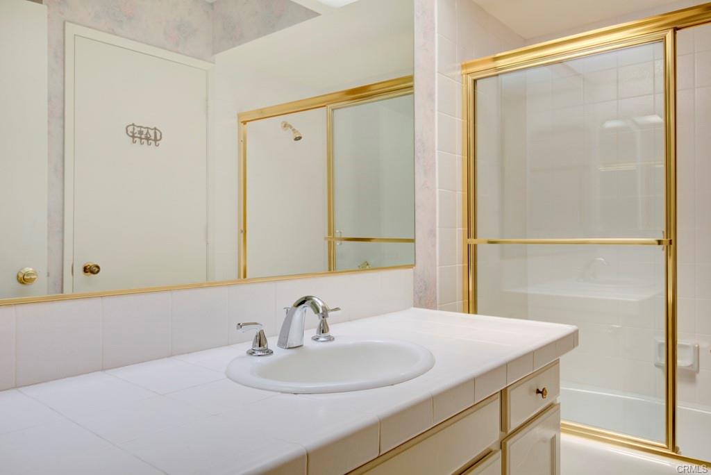 Laguna Woods, California, 92637, United States, 2 Bedrooms Bedrooms, ,1 BathroomBathrooms,Residential,For Sale,1923163