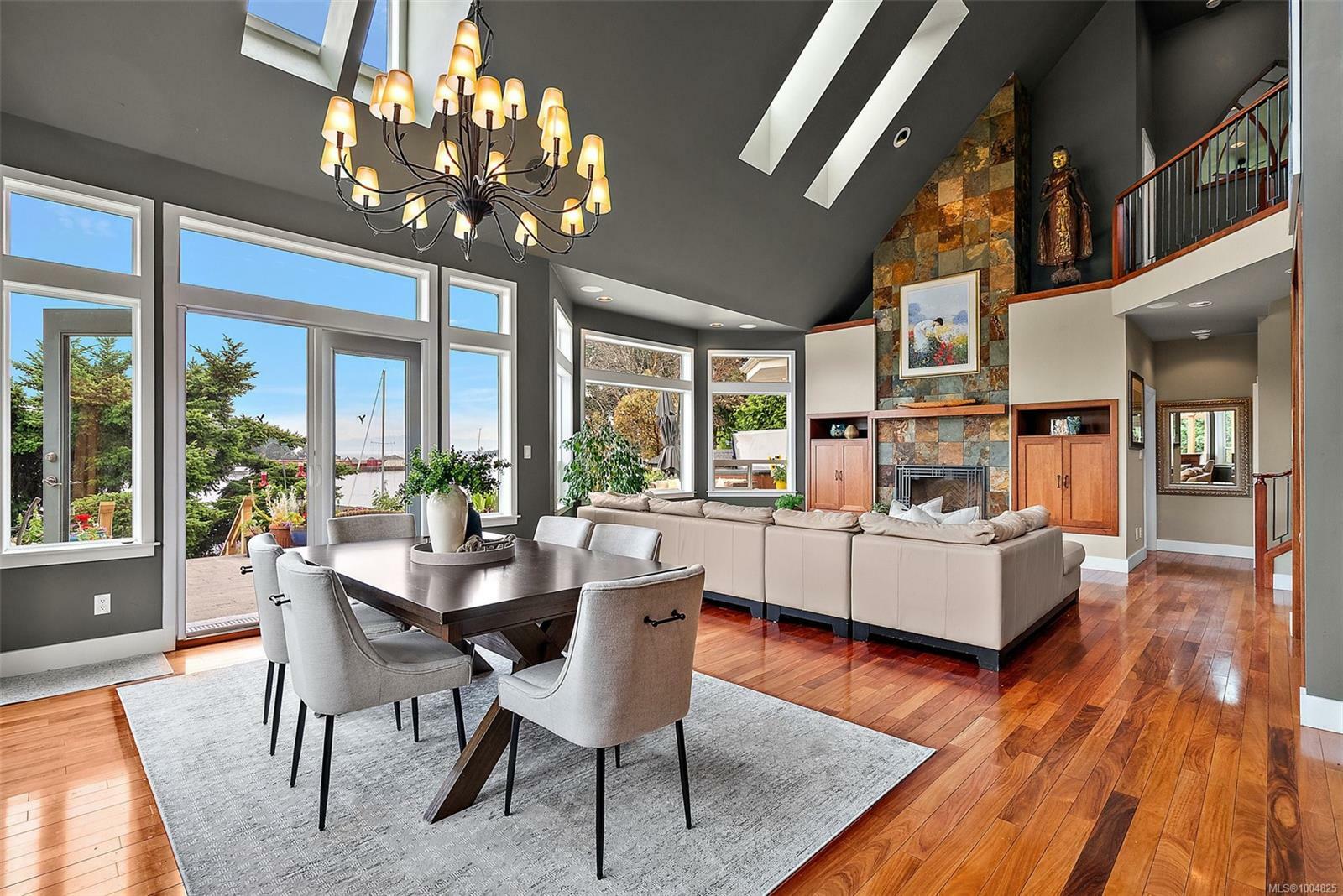 VIEW ROYAL, British Columbia, V9B 1A6, CA, 3 Bedrooms Bedrooms, ,Residential,For Sale,1883645
