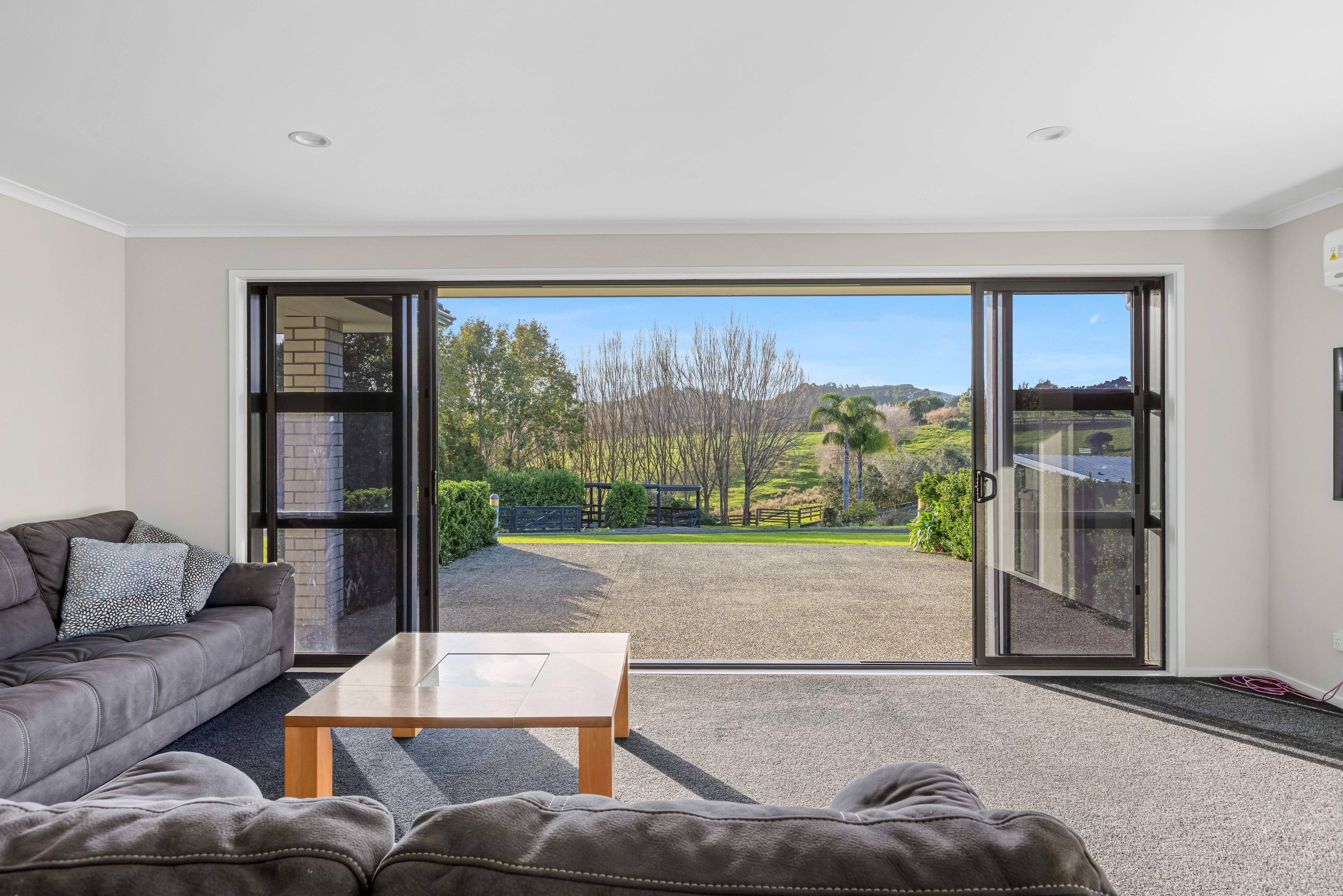  42 Rauhori Road, Makarau, Auckland - 物件實景