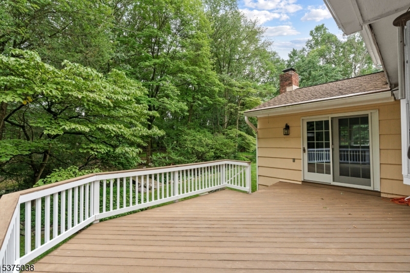 Parsippany-Troy Hills Twp., New Jersey, 07950, United States, 4 Bedrooms Bedrooms, ,3 BathroomsBathrooms,Residential,For Sale,1906733