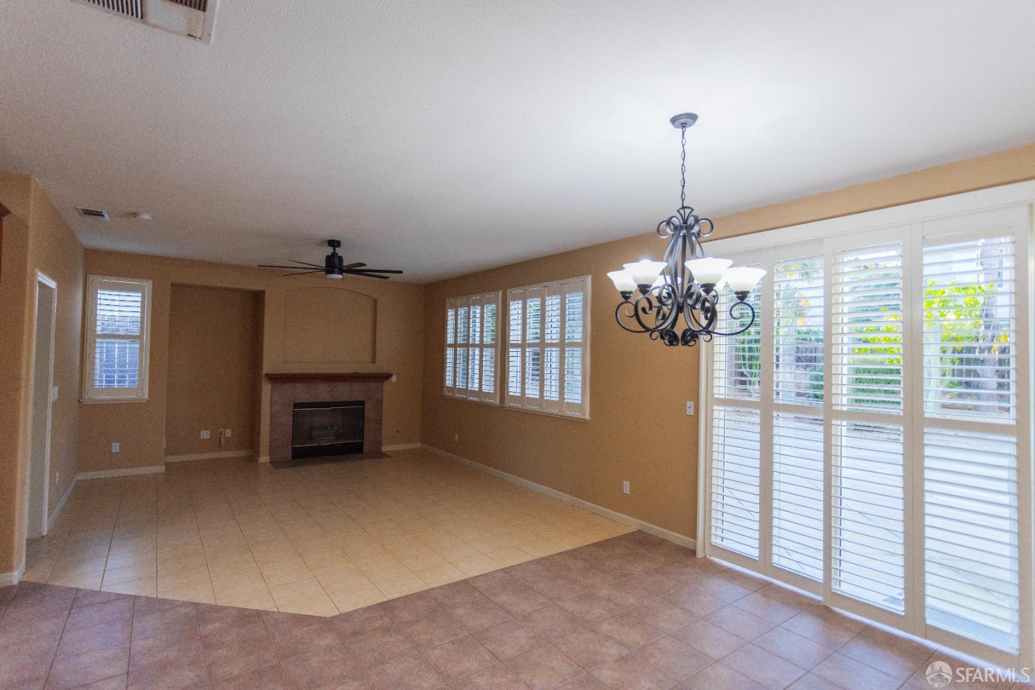 Antioch, California, 94531, United States, 4 Bedrooms Bedrooms, ,3 BathroomsBathrooms,Residential,For Sale,2038365