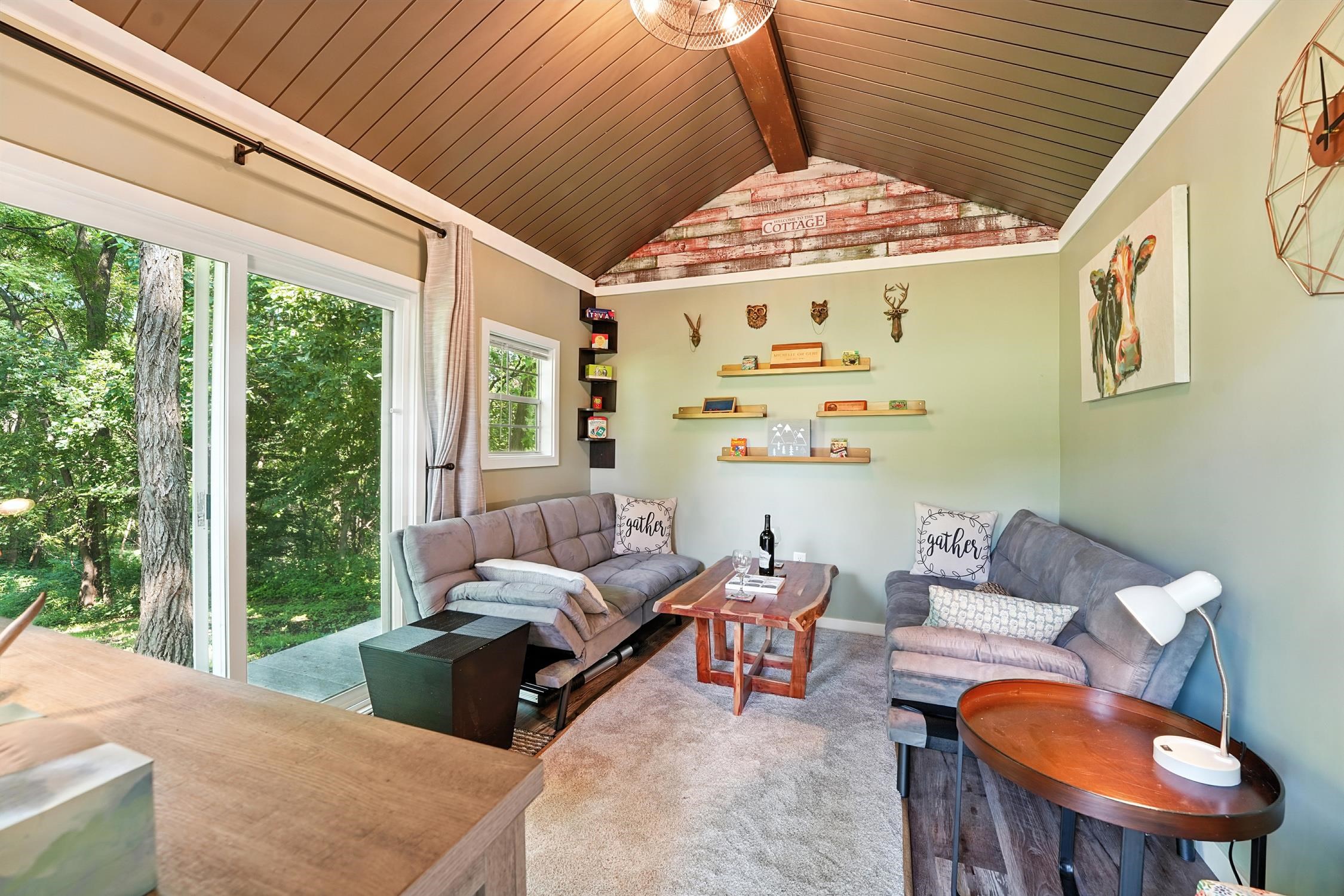 Monticello, Wisconsin, 53570-9520, United States, 4 Bedrooms Bedrooms, ,3 BathroomsBathrooms,Residential,For Sale,2005674