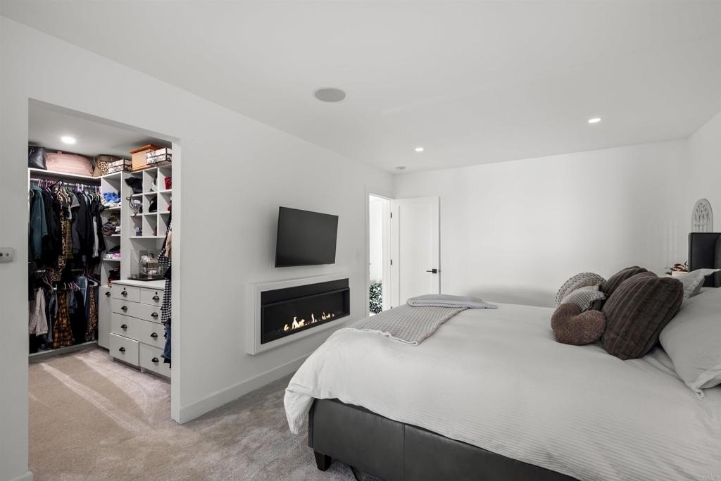 San Diego, California, 92106, United States, 3 Bedrooms Bedrooms, ,2 BathroomsBathrooms,Residential,For Sale,1991298