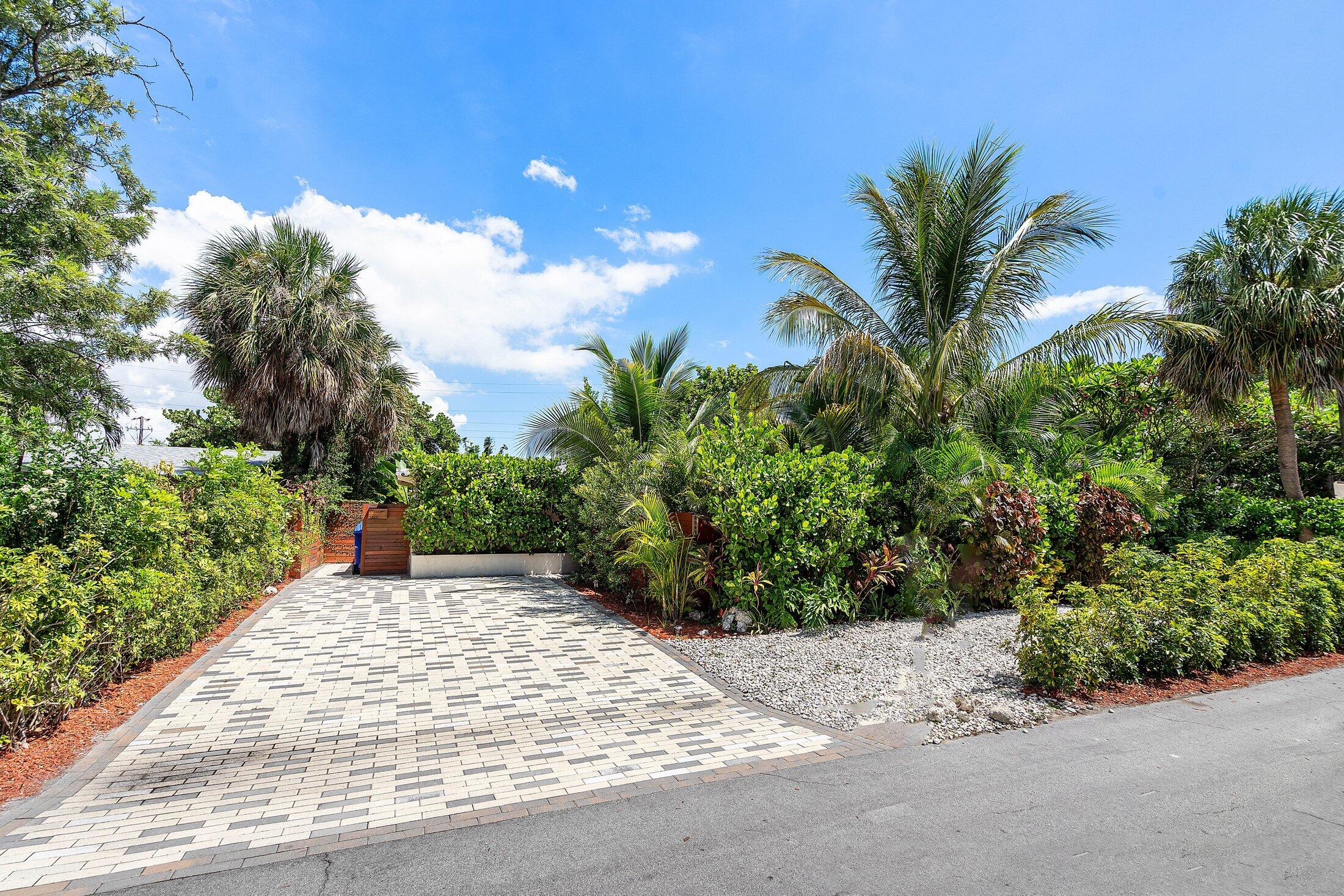 Fort Lauderdale, Florida, 33306, United States, 3 Bedrooms Bedrooms, ,2 BathroomsBathrooms,Residential,For Sale,1938859