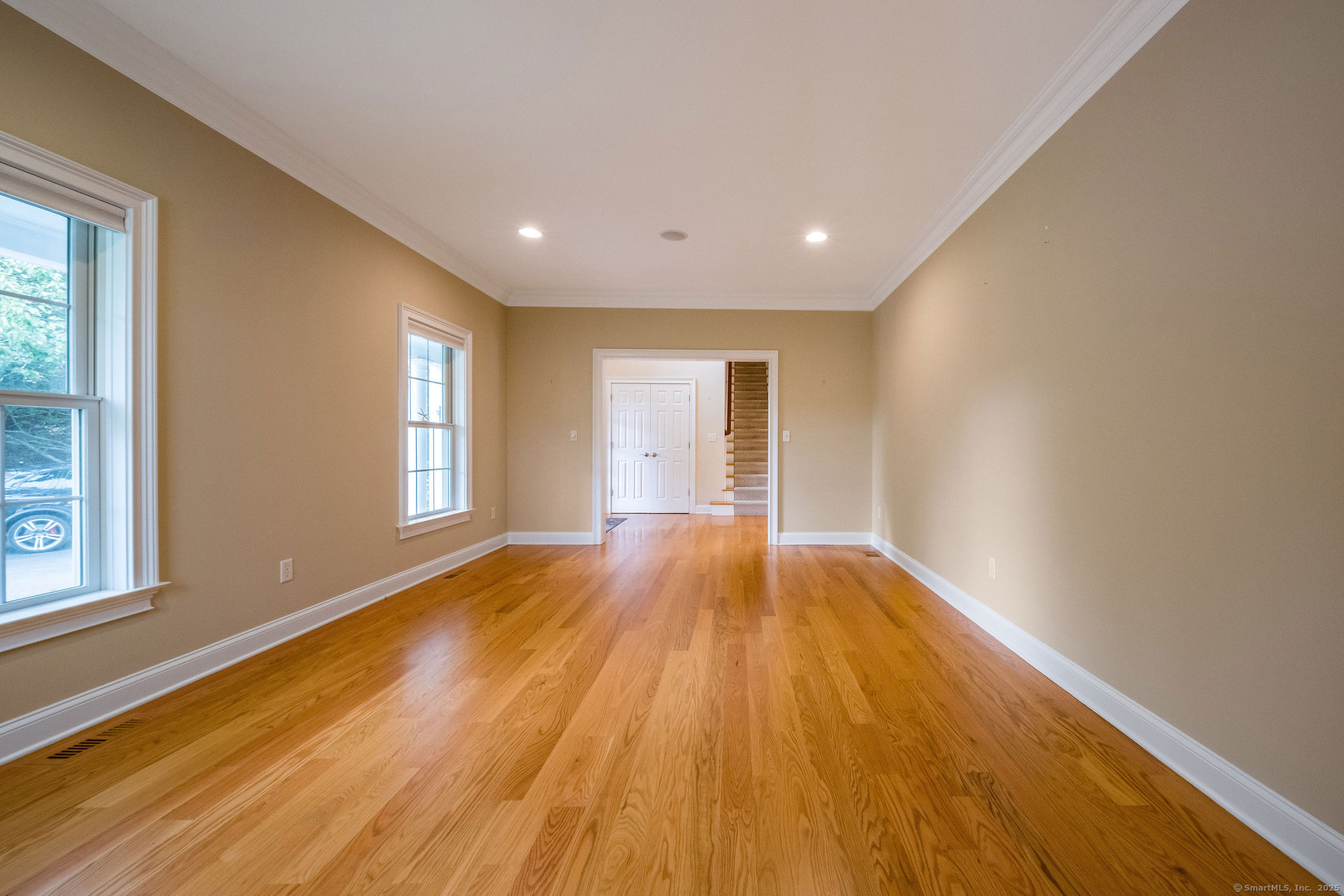 Madison, Connecticut, 06443, United States, 4 Bedrooms Bedrooms, ,4 BathroomsBathrooms,Residential,For Sale,1960564