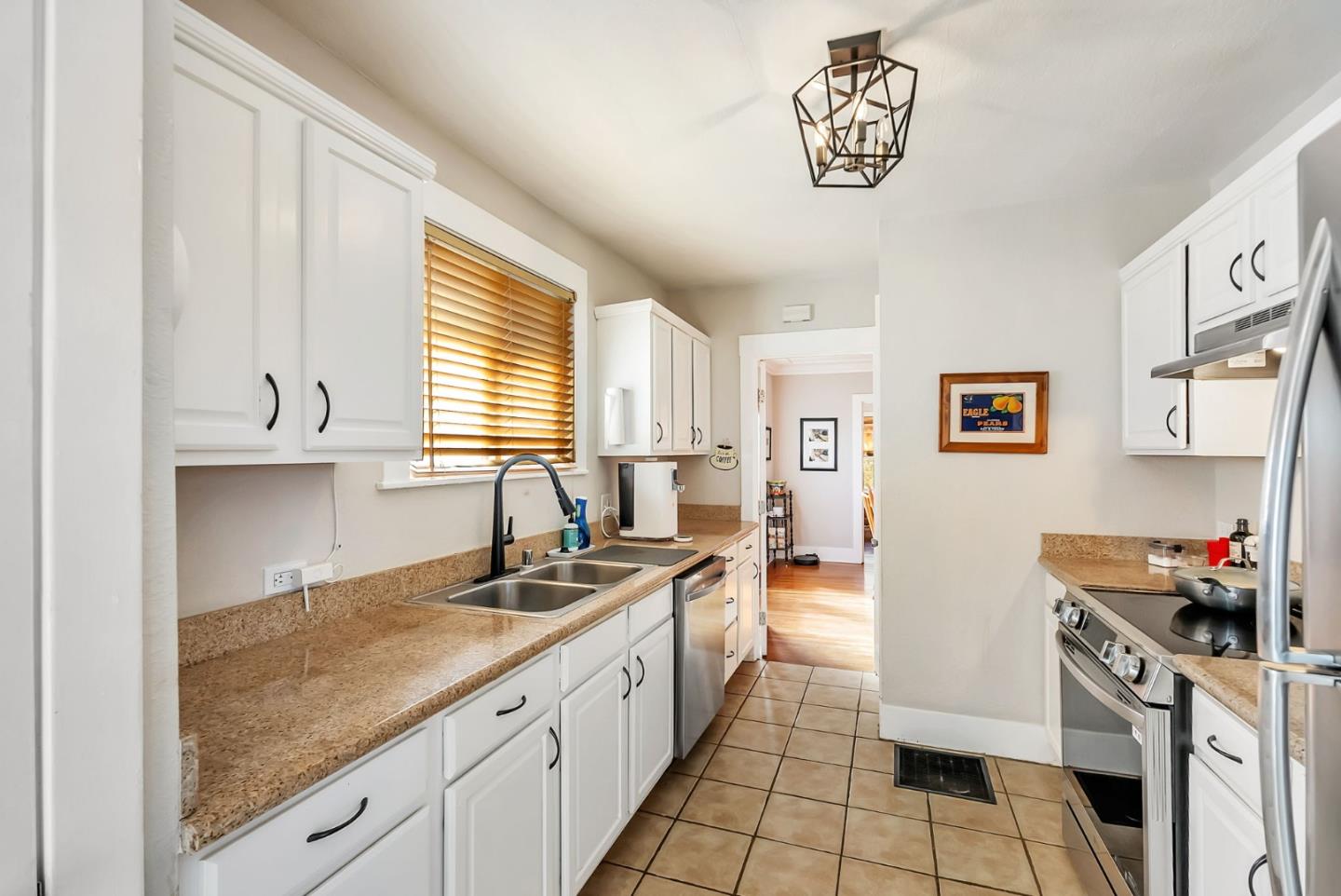 Oakland, California, 94601, United States, 2 Bedrooms Bedrooms, ,2 BathroomsBathrooms,Residential,For Sale,1901407