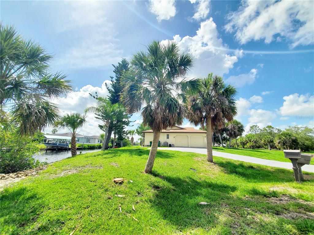 Punta Gorda, Florida, 33983, United States, 3 Bedrooms Bedrooms, ,2 BathroomsBathrooms,Residential,For Sale,1982915