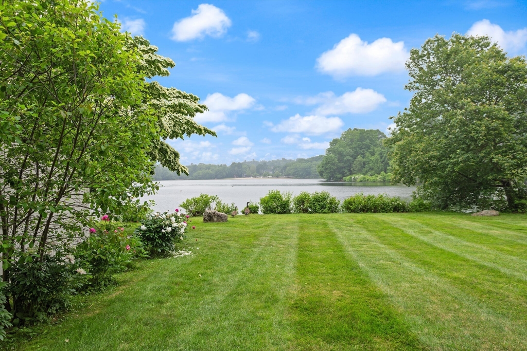 North Andover, Massachusetts, 01845, United States, 2 Bedrooms Bedrooms, ,2 BathroomsBathrooms,Residential,For Sale,1856023
