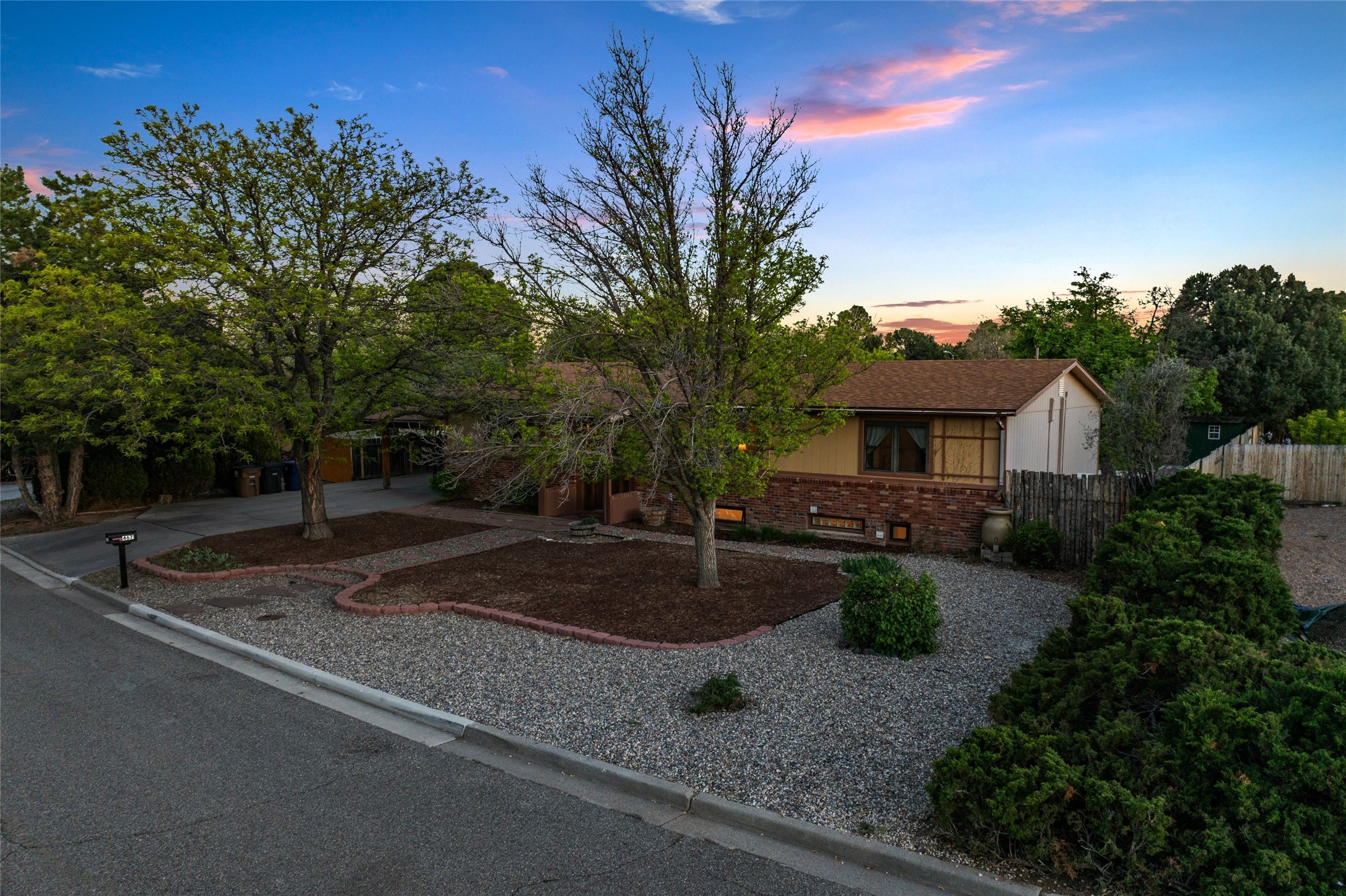  467 Pruitt Ave. - 物件實景