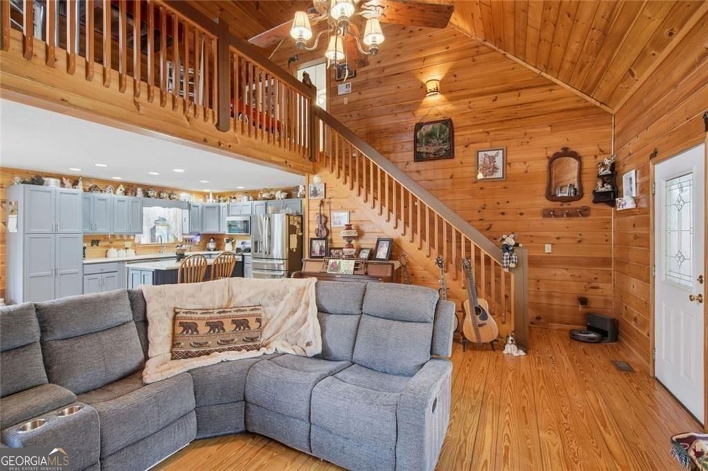 Ellijay, Georgia, 30540, United States, 3 Bedrooms Bedrooms, ,3 BathroomsBathrooms,Residential,For Sale,2036628