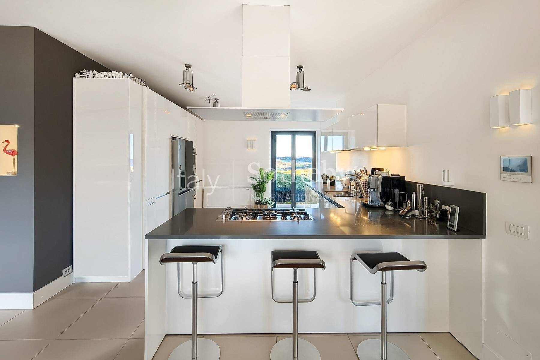  Charming restored farmhouse with contemporary interiors - 物件實景