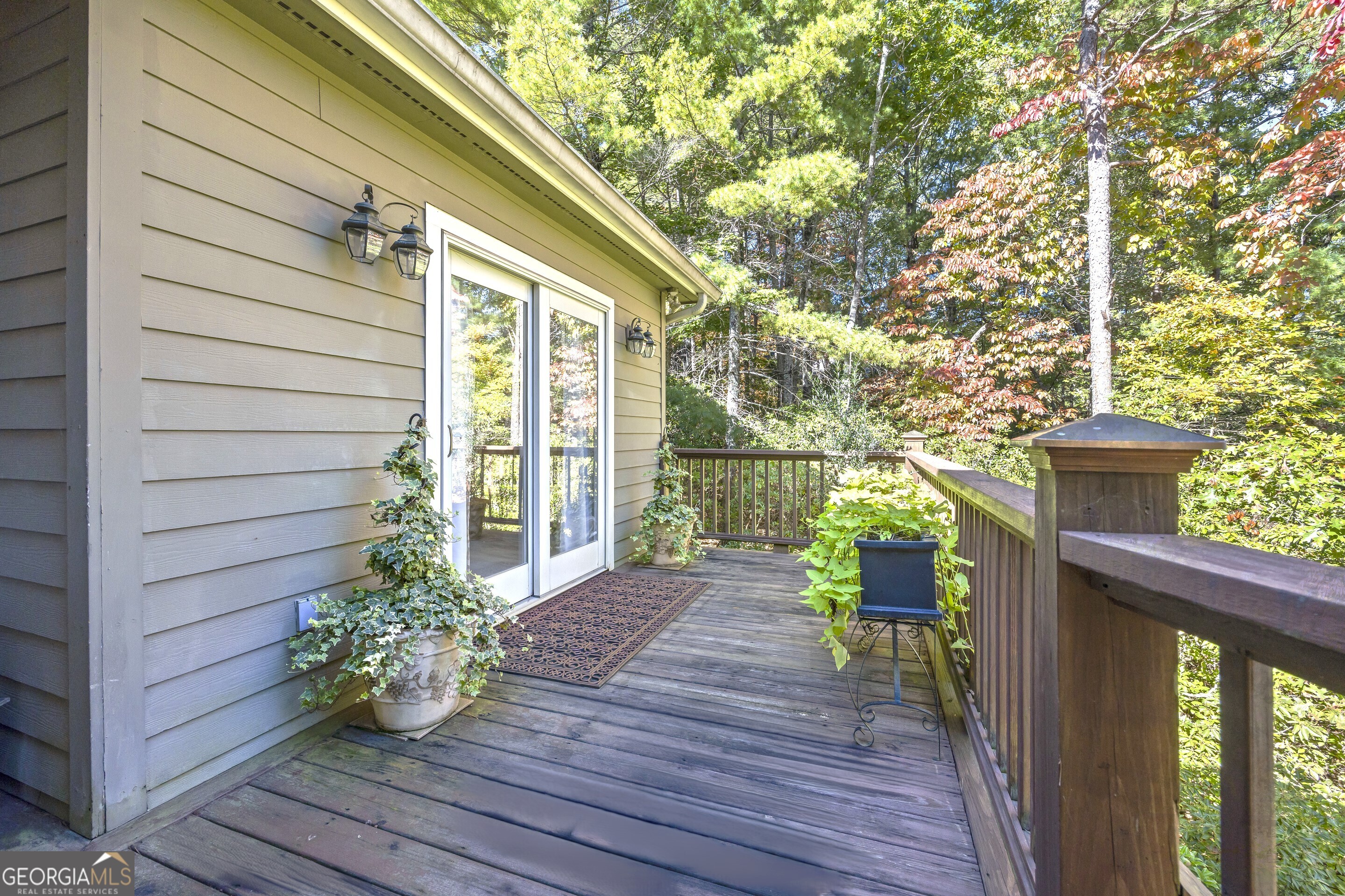 Helen, Georgia, 30545, United States, 3 Bedrooms Bedrooms, ,3 BathroomsBathrooms,Residential,For Sale,1983913