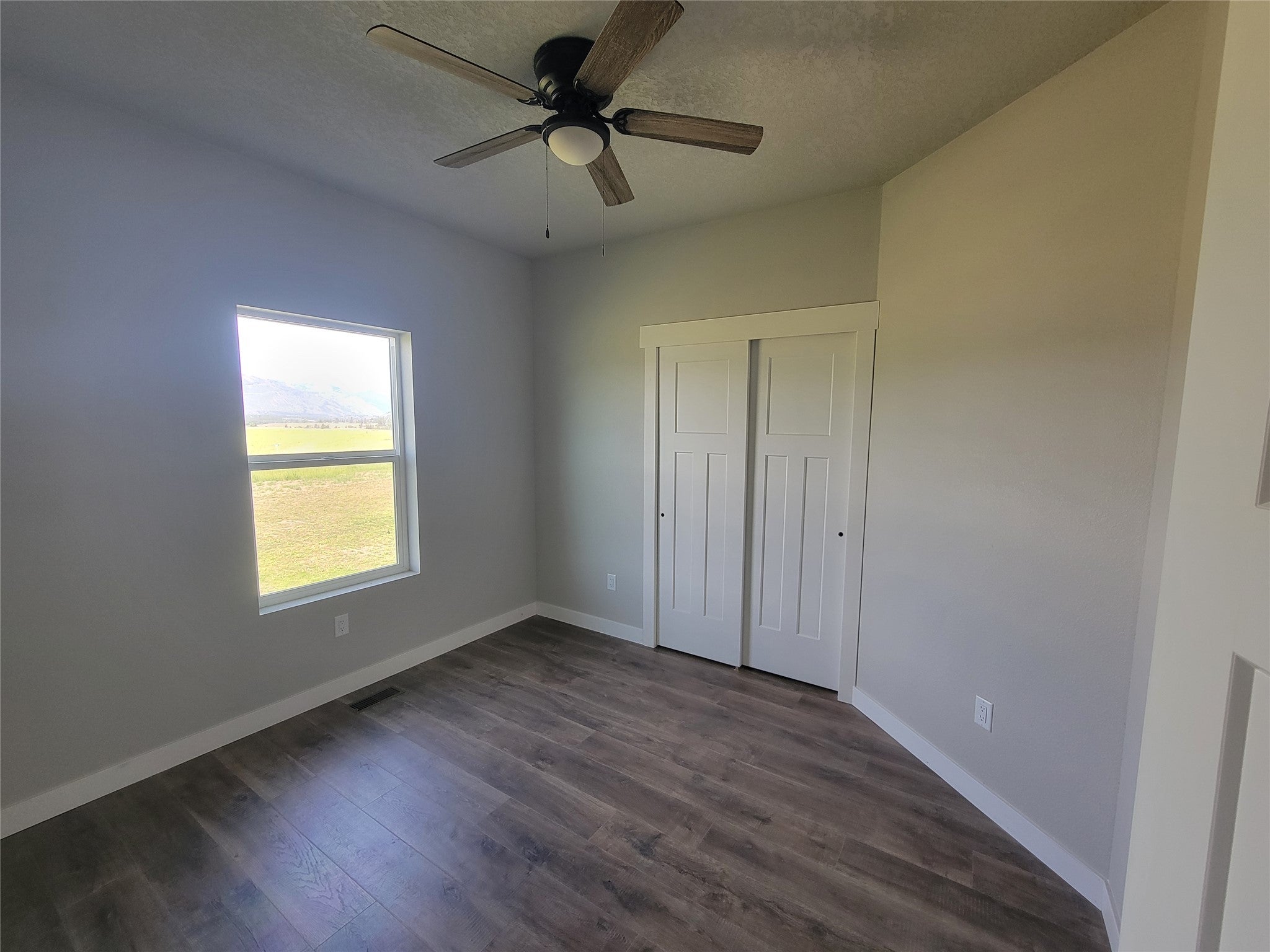 Plains, Montana, 59859, United States, 6 Bedrooms Bedrooms, ,3 BathroomsBathrooms,Residential,For Sale,1866900