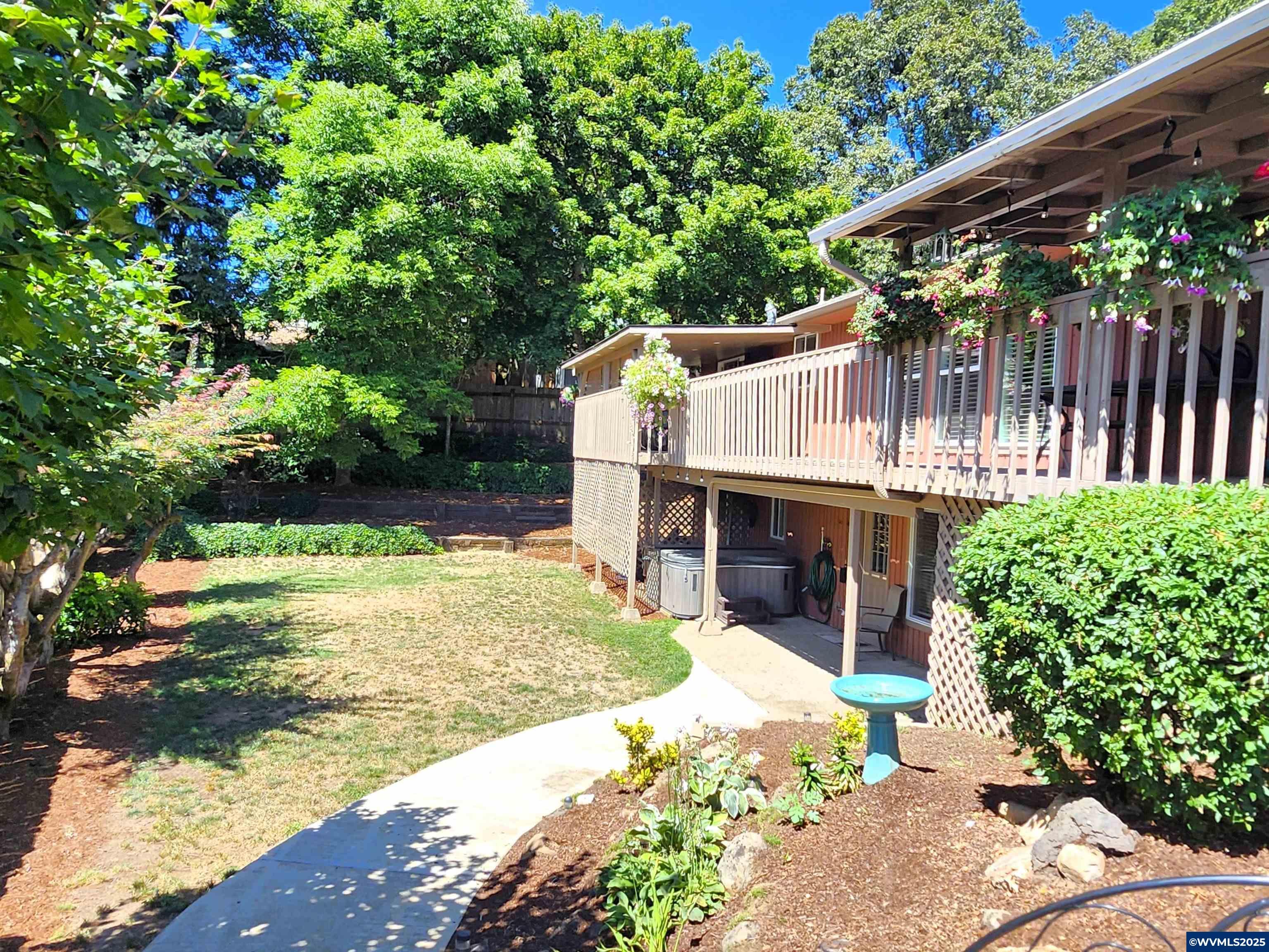 Salem, Oregon, 97304, United States, 4 Bedrooms Bedrooms, ,3 BathroomsBathrooms,Residential,For Sale,1906579