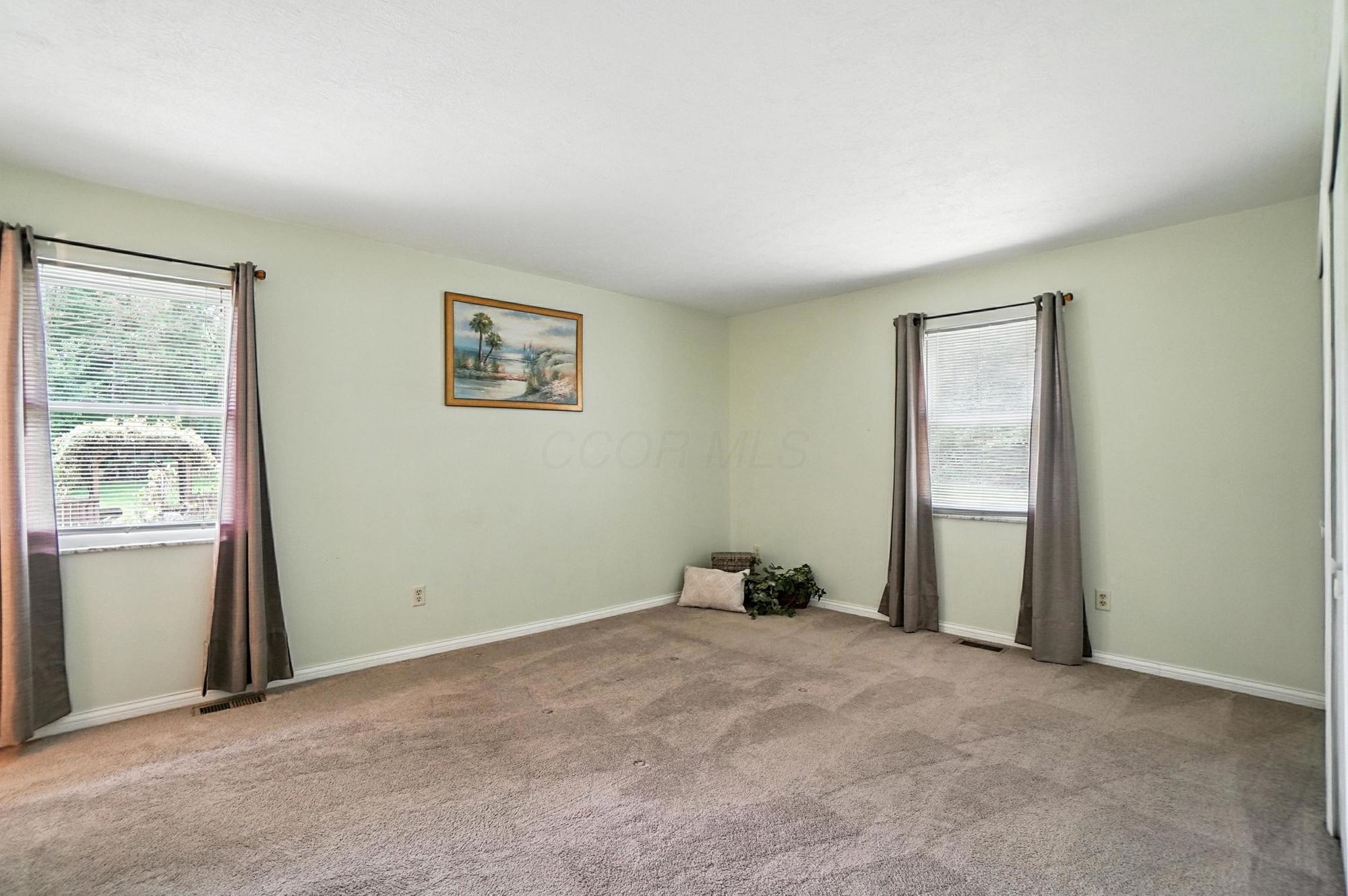 Johnstown, Ohio, 43031, United States, 3 Bedrooms Bedrooms, ,2 BathroomsBathrooms,Residential,For Sale,1896199