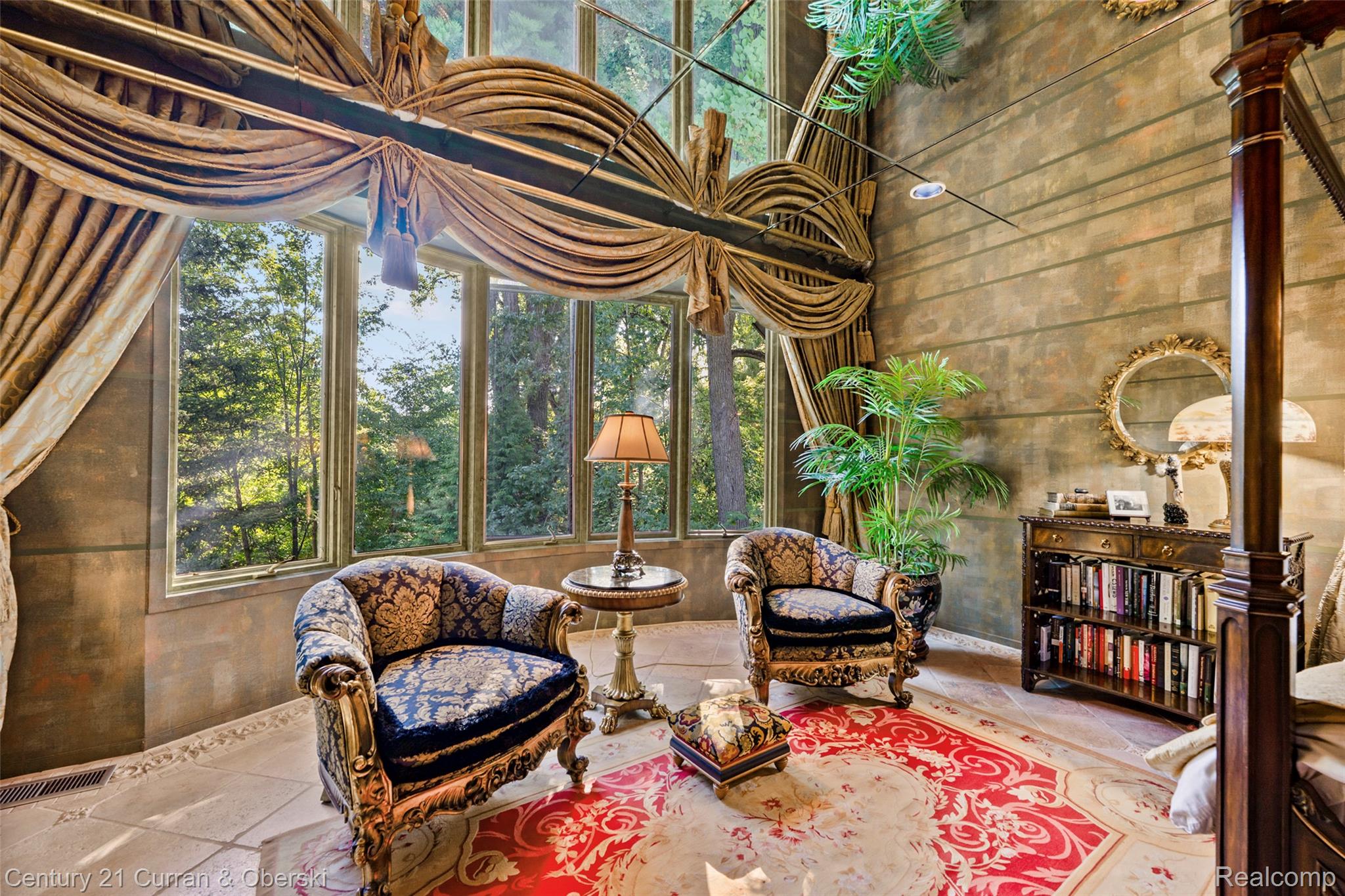 Dearborn, Michigan, 48124, United States, 4 Bedrooms Bedrooms, ,4 BathroomsBathrooms,Residential,For Sale,1983815