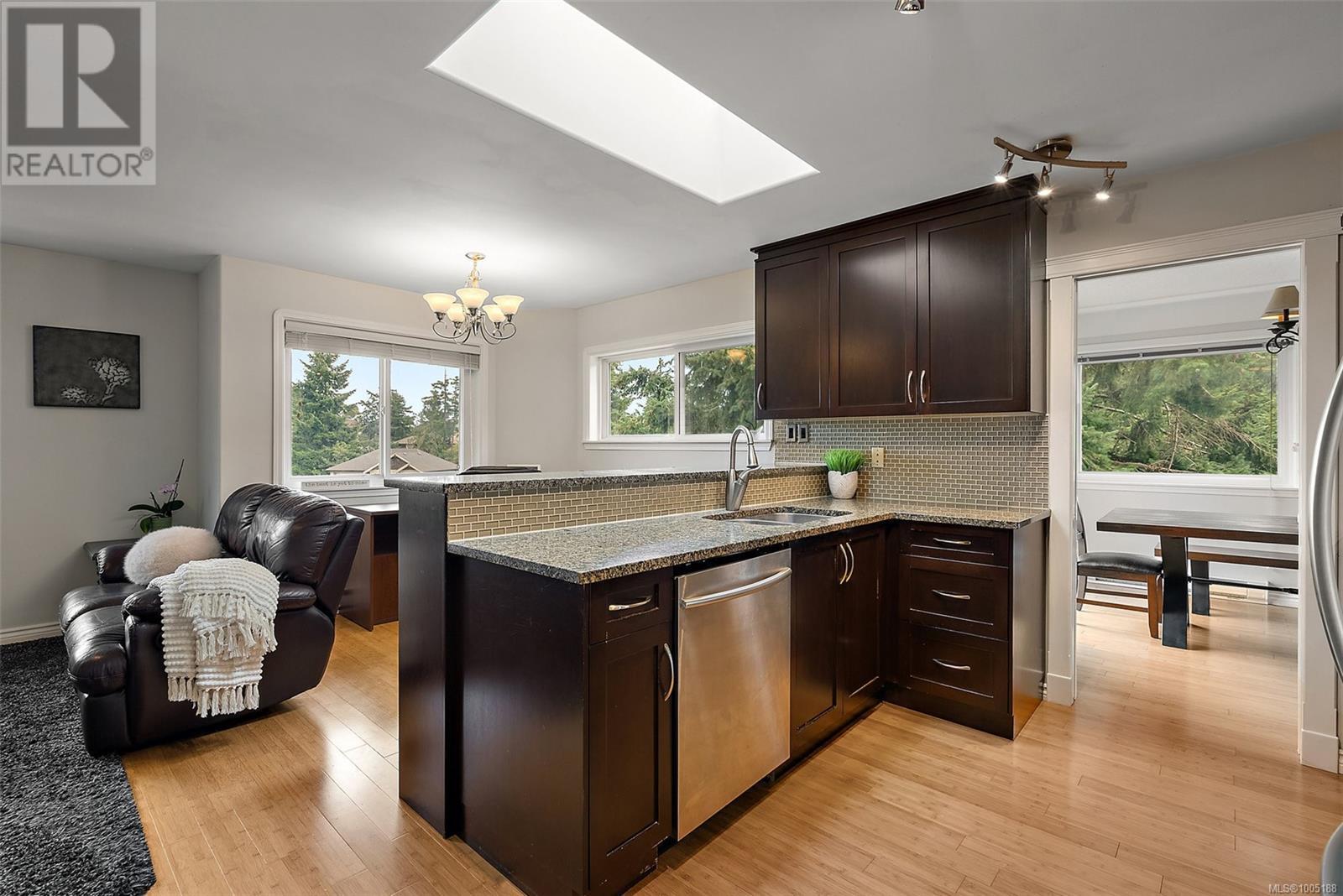LANGFORD, British Columbia, V9B 5V3, CA, 5 Bedrooms Bedrooms, ,4 BathroomsBathrooms,Residential,For Sale,1891160
