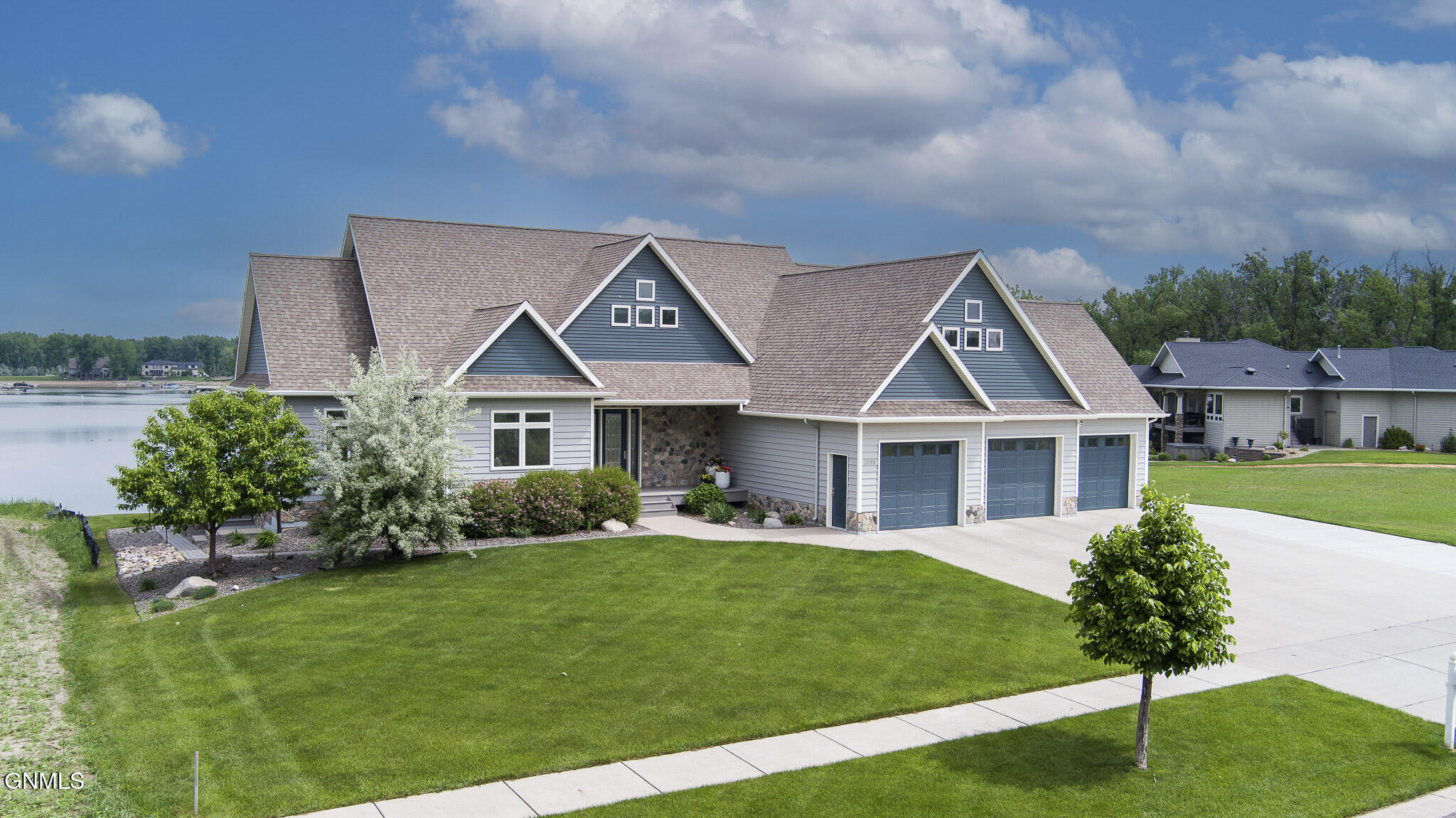 Bismarck, North Dakota, 58504, United States, 6 Bedrooms Bedrooms, ,4 BathroomsBathrooms,Residential,For Sale,1982102