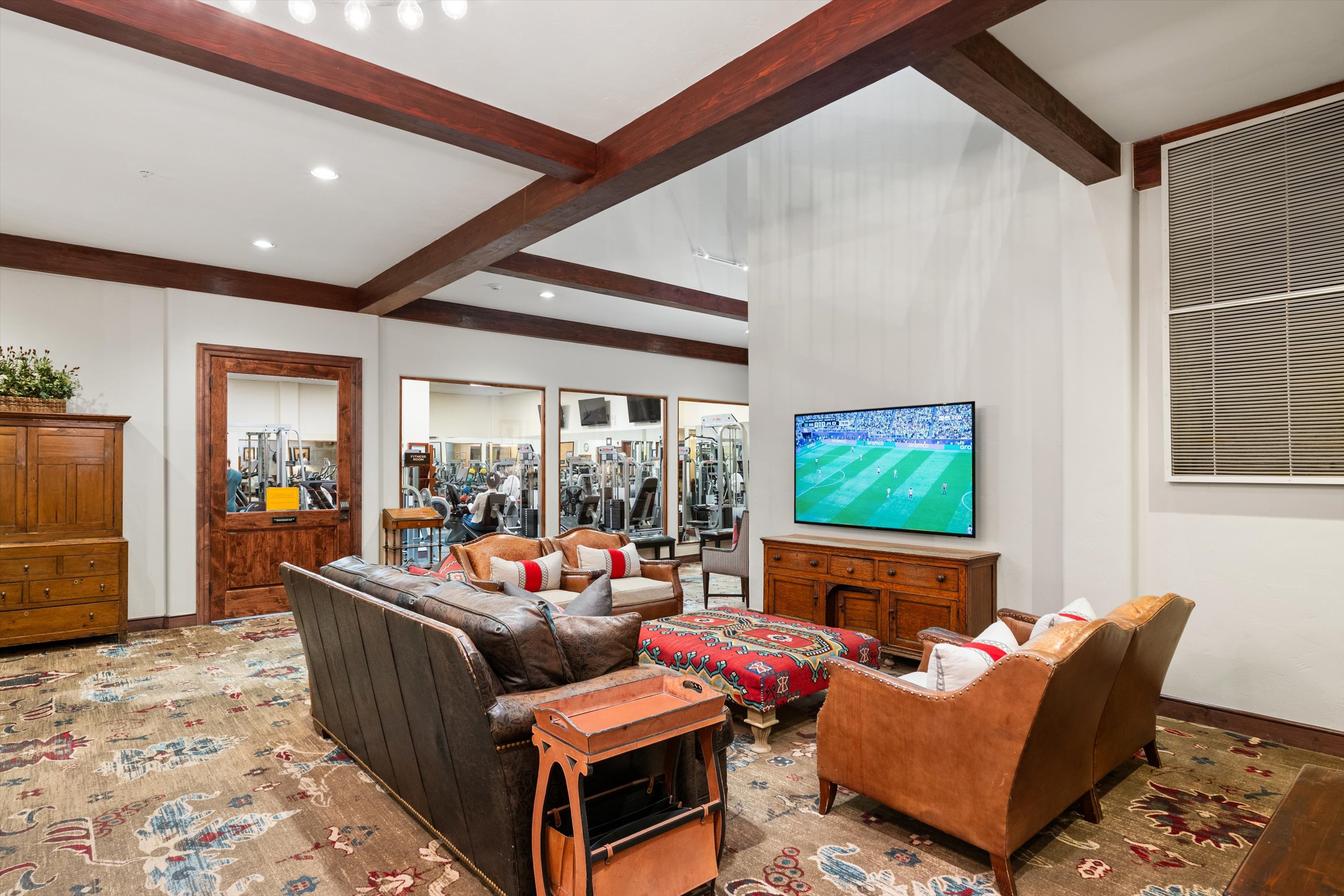  Experience Luxury Mountain Living at Timbers Club - 物件實景