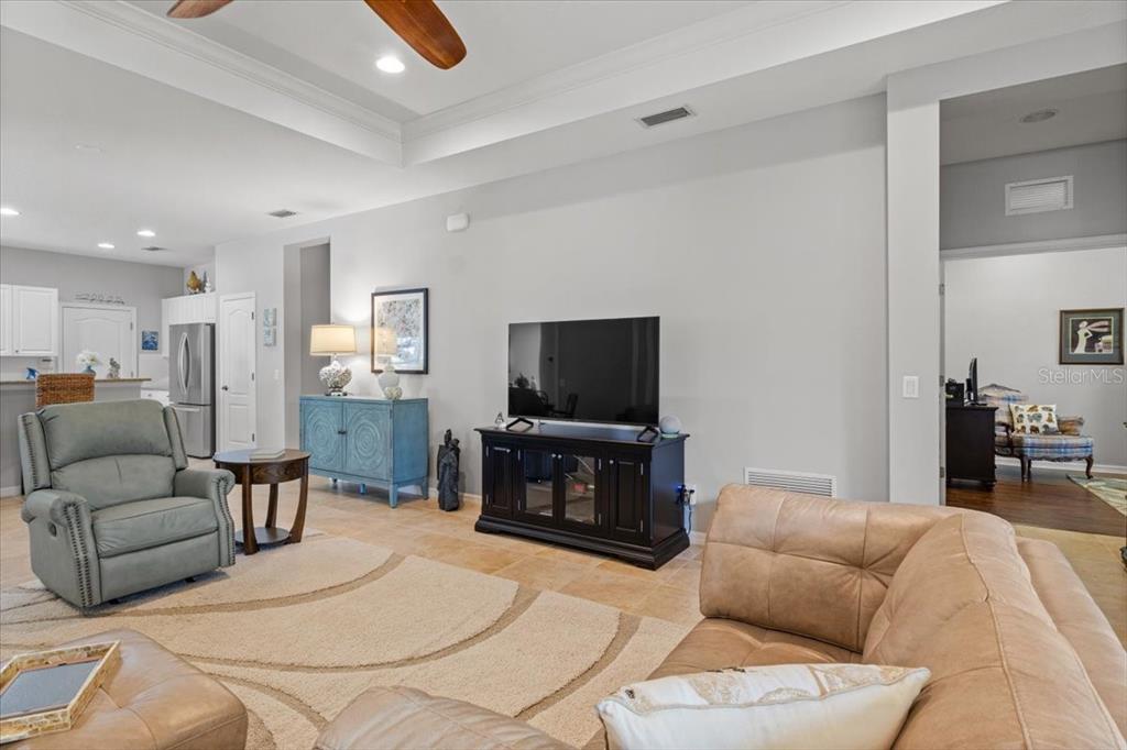Parrish, Florida, 34219, United States, 3 Bedrooms Bedrooms, ,2 BathroomsBathrooms,Residential,For Sale,1804422