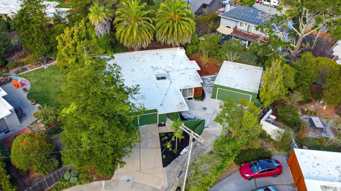 San Mateo, California, 94402, United States, 3 Bedrooms Bedrooms, ,2 BathroomsBathrooms,Residential,For Sale,1989577