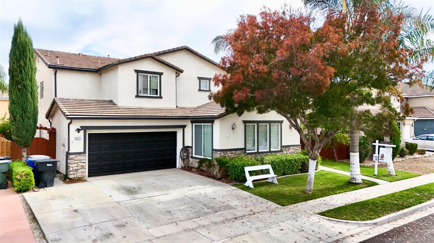 Patterson, California, 95363, United States, 5 Bedrooms Bedrooms, ,3 BathroomsBathrooms,Residential,For Sale,1982239