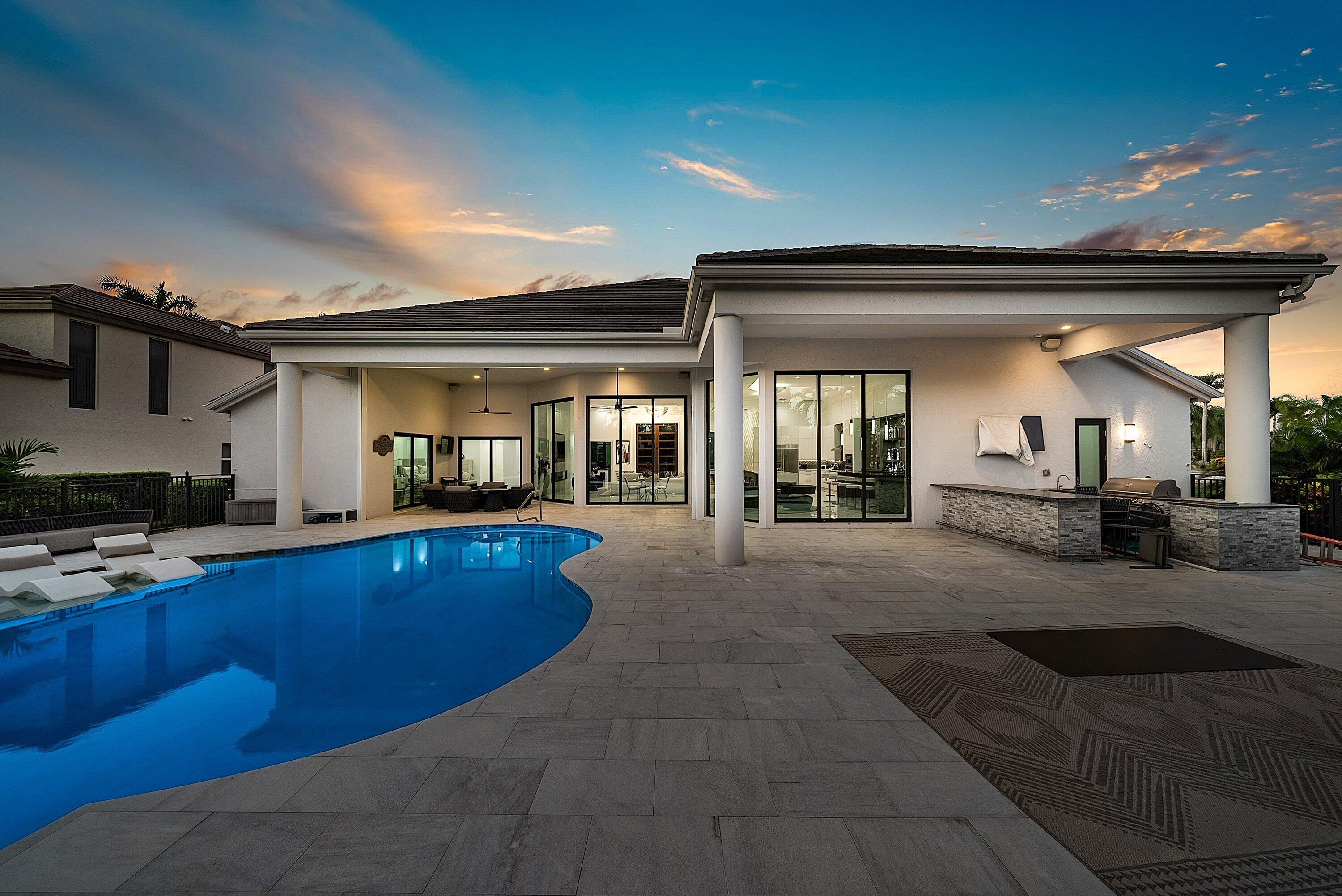 Boca Raton, Florida, 33487, United States, 5 Bedrooms Bedrooms, ,5 BathroomsBathrooms,Residential,For Sale,1995624