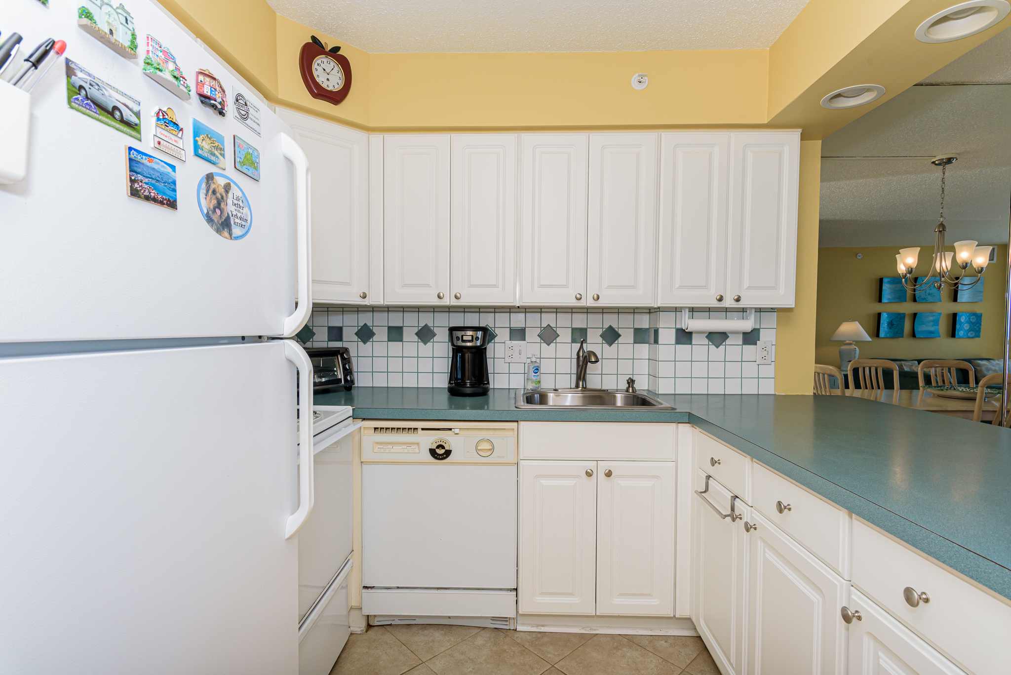 Ocean City, Maryland, 21842, United States, 3 Bedrooms Bedrooms, ,2 BathroomsBathrooms,Residential,For Sale,1929100