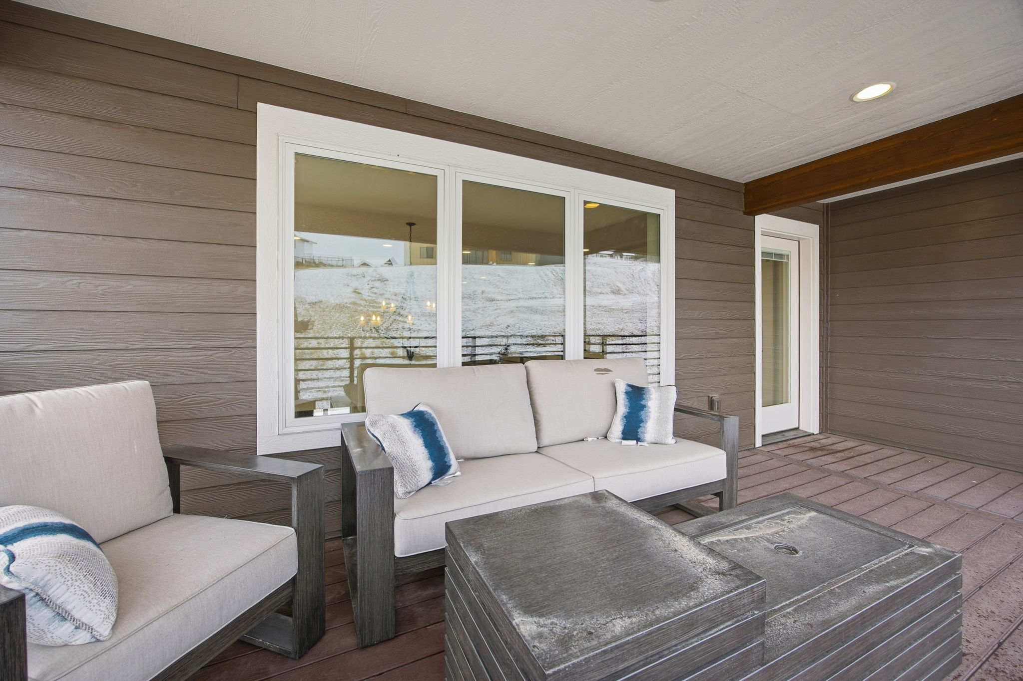  7042 Max Drive - 物件實景