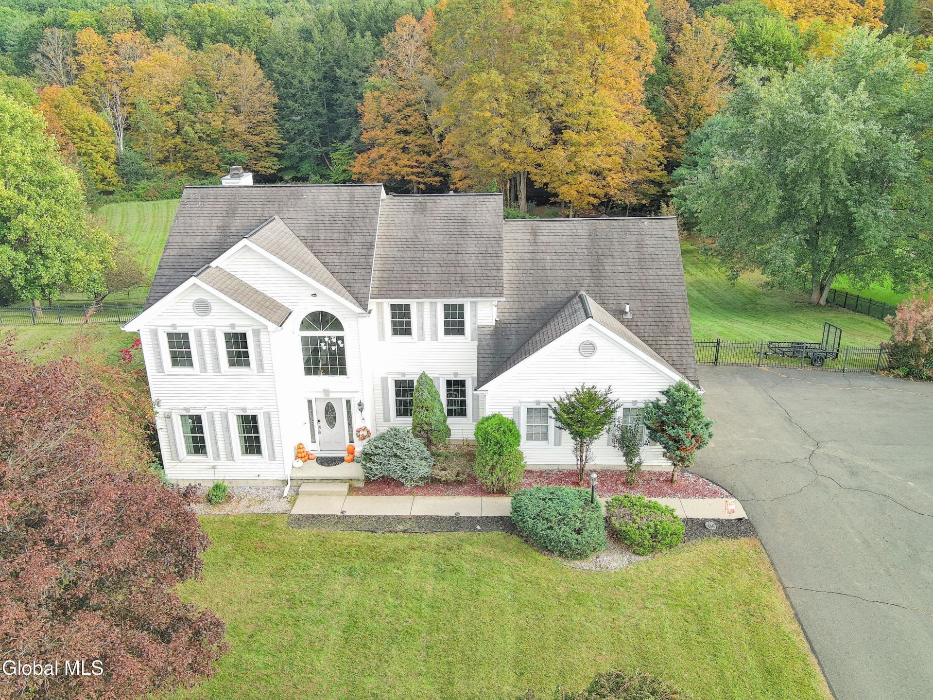 Thrush Ter, East Greenbush, NY 12061 #1
