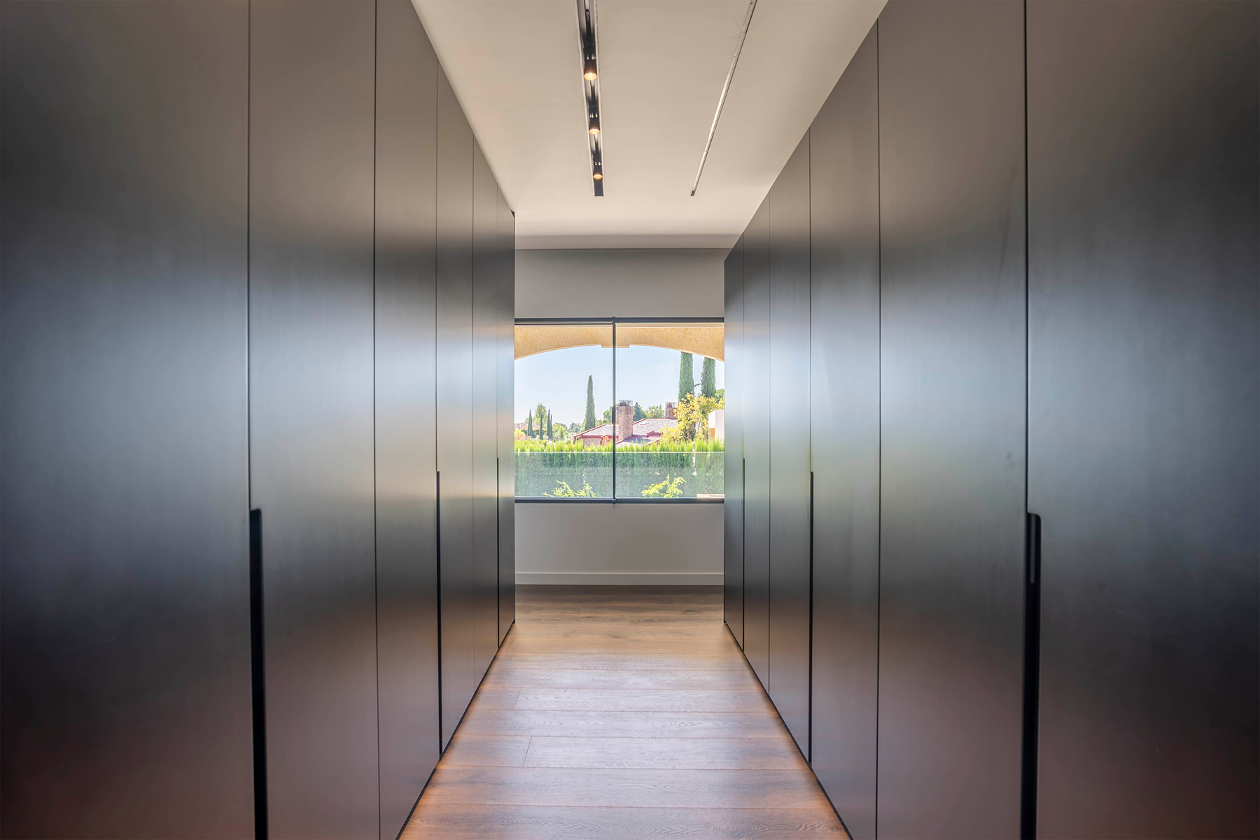  Luxury villa · 1,602 m² of privacy, infinity pool, and technology - 物件實景