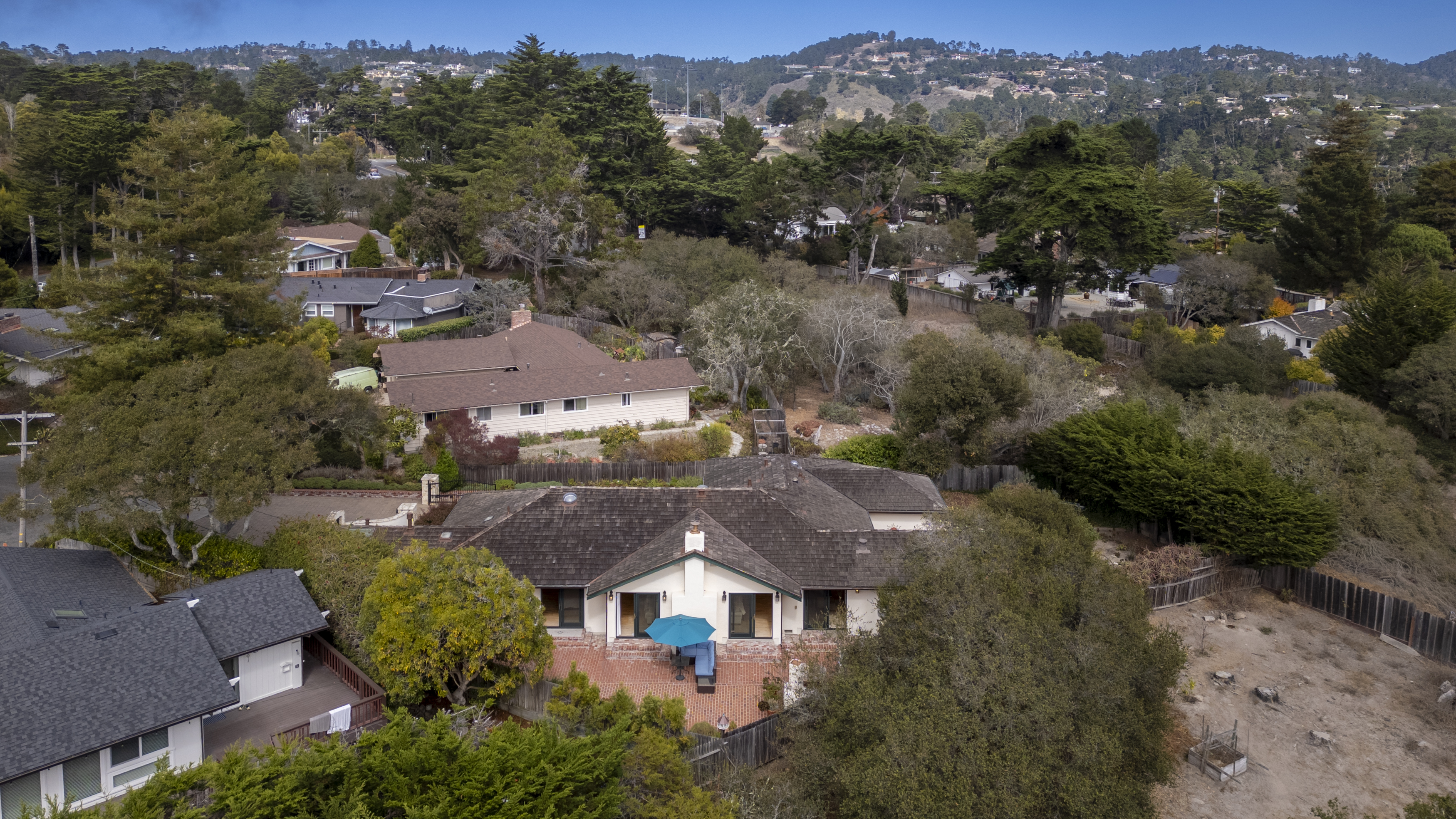  3540 Oak Place - 物件實景