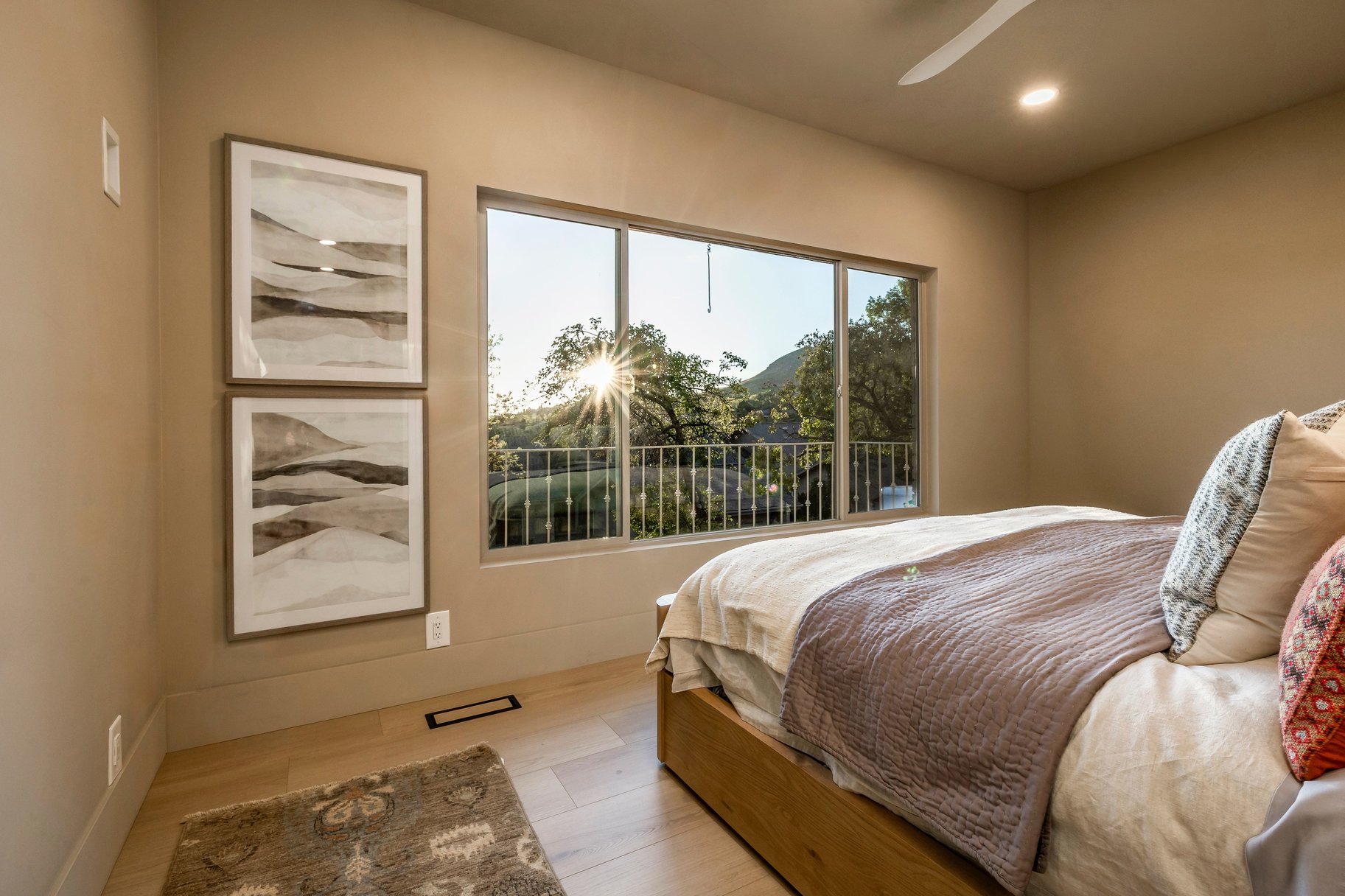  Fully Remodeled Entertainer