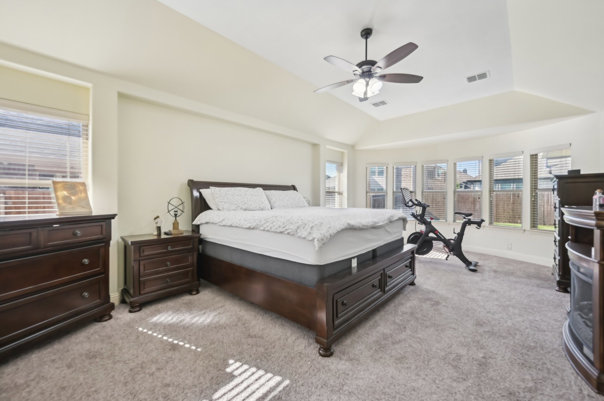 Little Elm, Texas, 75068, United States, 4 Bedrooms Bedrooms, ,3 BathroomsBathrooms,Residential,For Sale,1768216