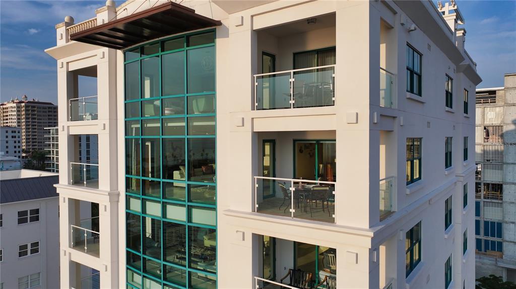 Sarasota, Florida, 34236, United States, 3 Bedrooms Bedrooms, ,4 BathroomsBathrooms,Residential,For Sale,1967677