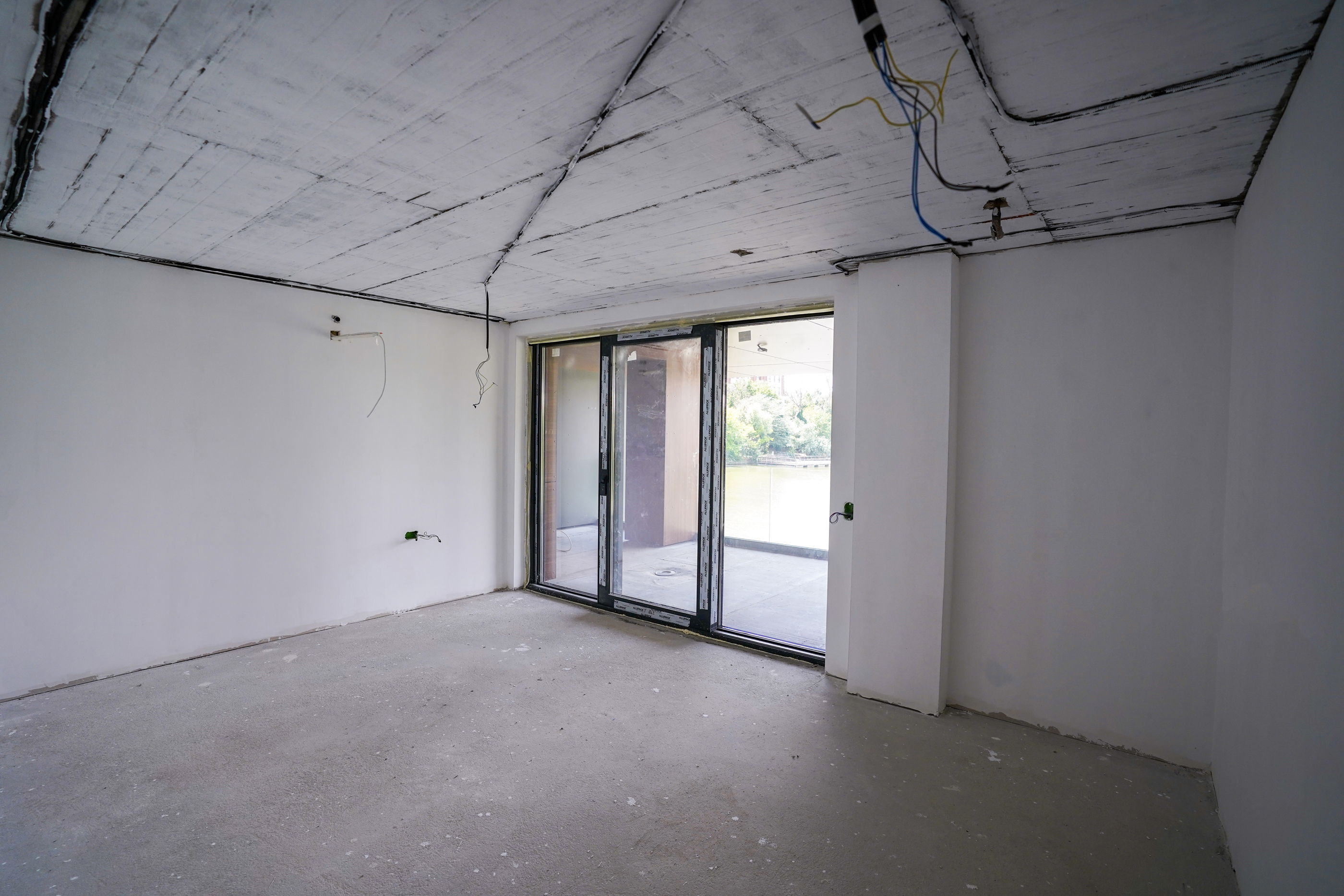  Seven-Room Waterfront Apartment Directly at Lake Level on Lake Floreasca - 物件實景