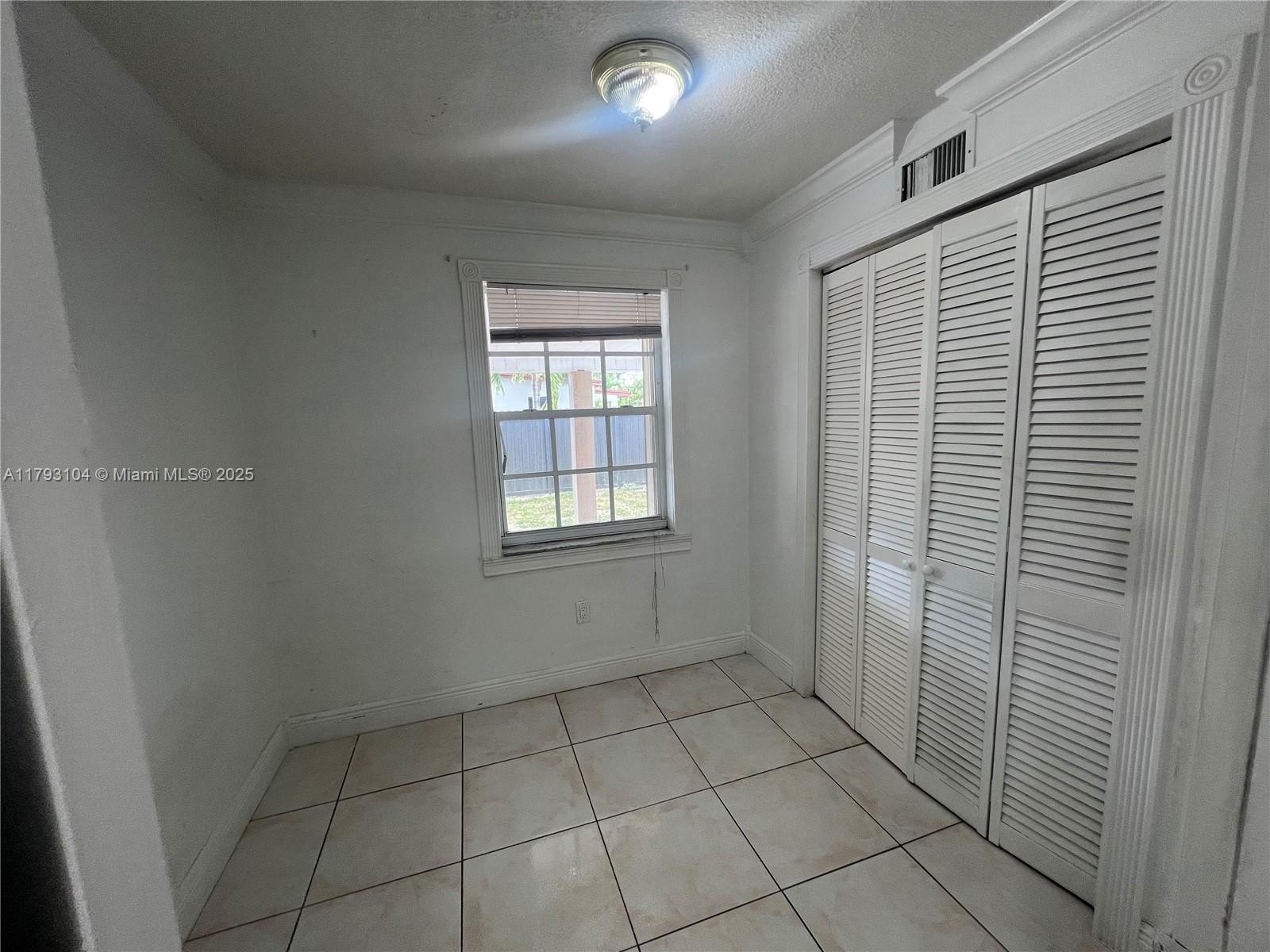 Miami, Florida, 33165, United States, 4 Bedrooms Bedrooms, ,2 BathroomsBathrooms,Residential,For Sale,1936864