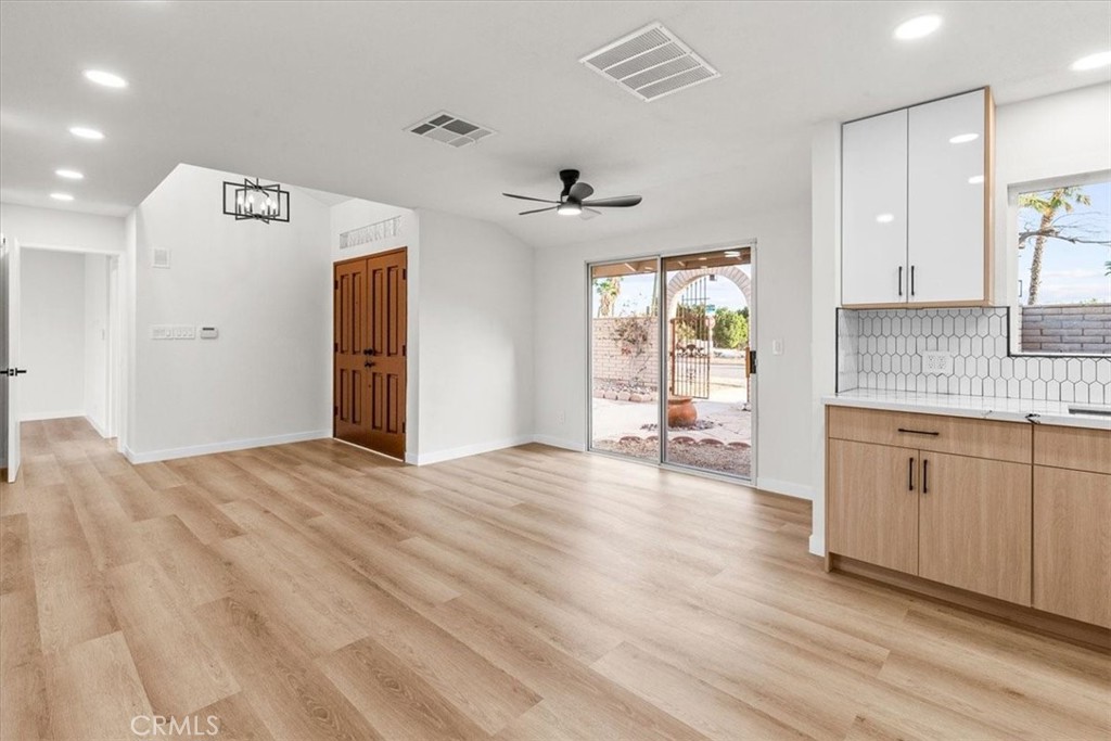 Palm Springs, California, 92262, United States, 3 Bedrooms Bedrooms, ,2 BathroomsBathrooms,Residential,For Sale,1885762