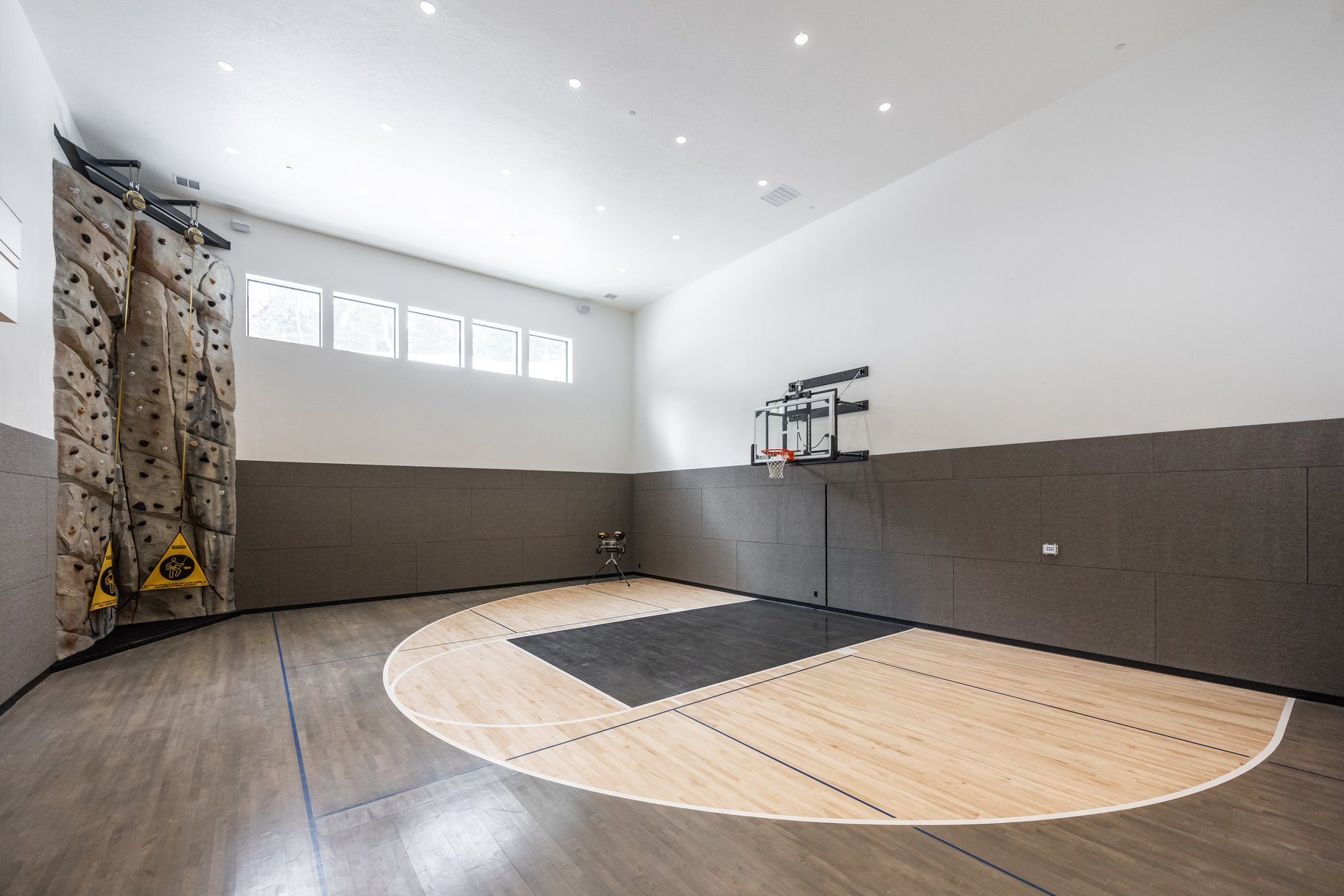  Stunning Woodland Hills Estate - 物件實景