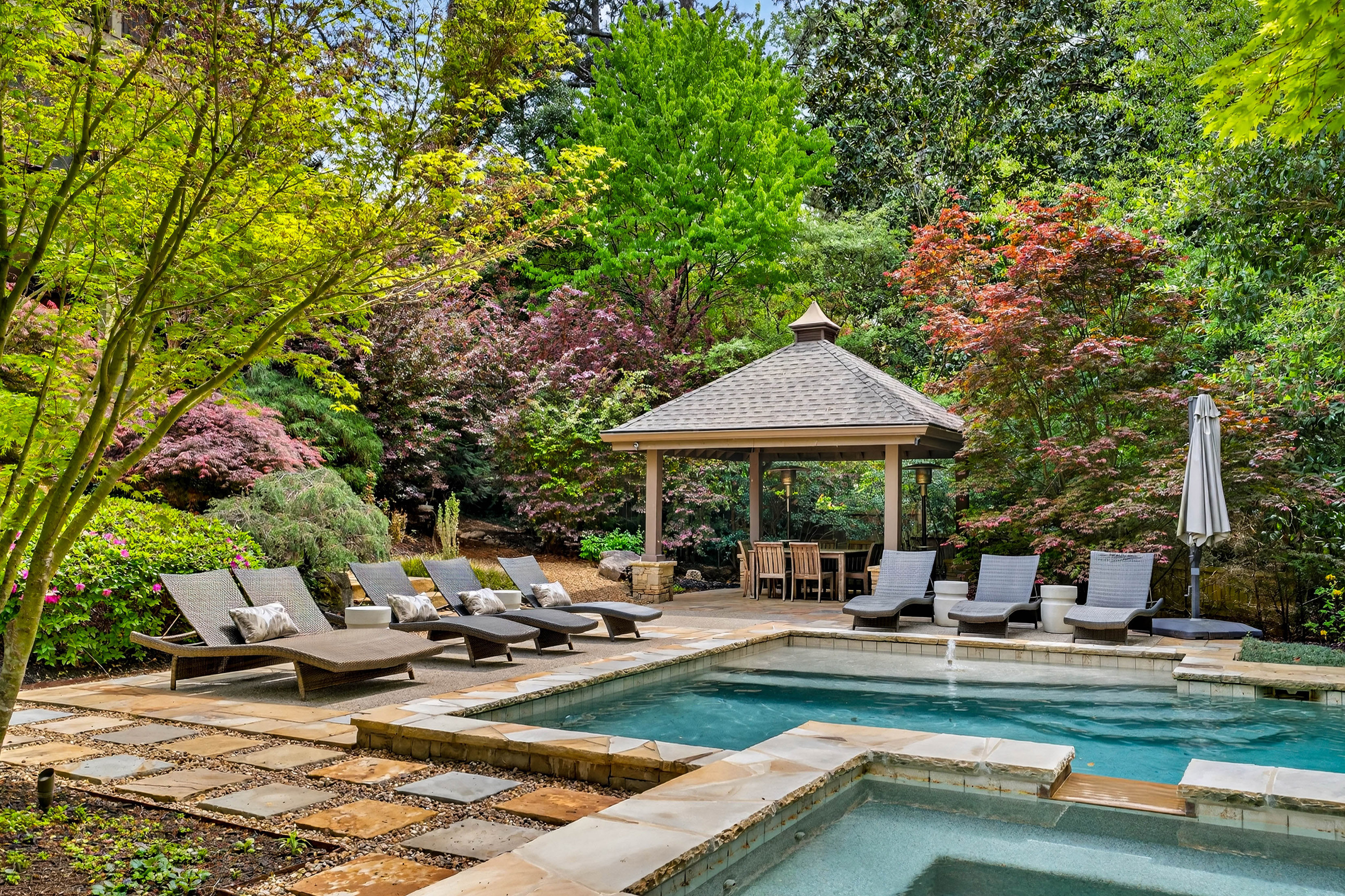  A Private, Resort-Caliber French Country Estate - 物件實景