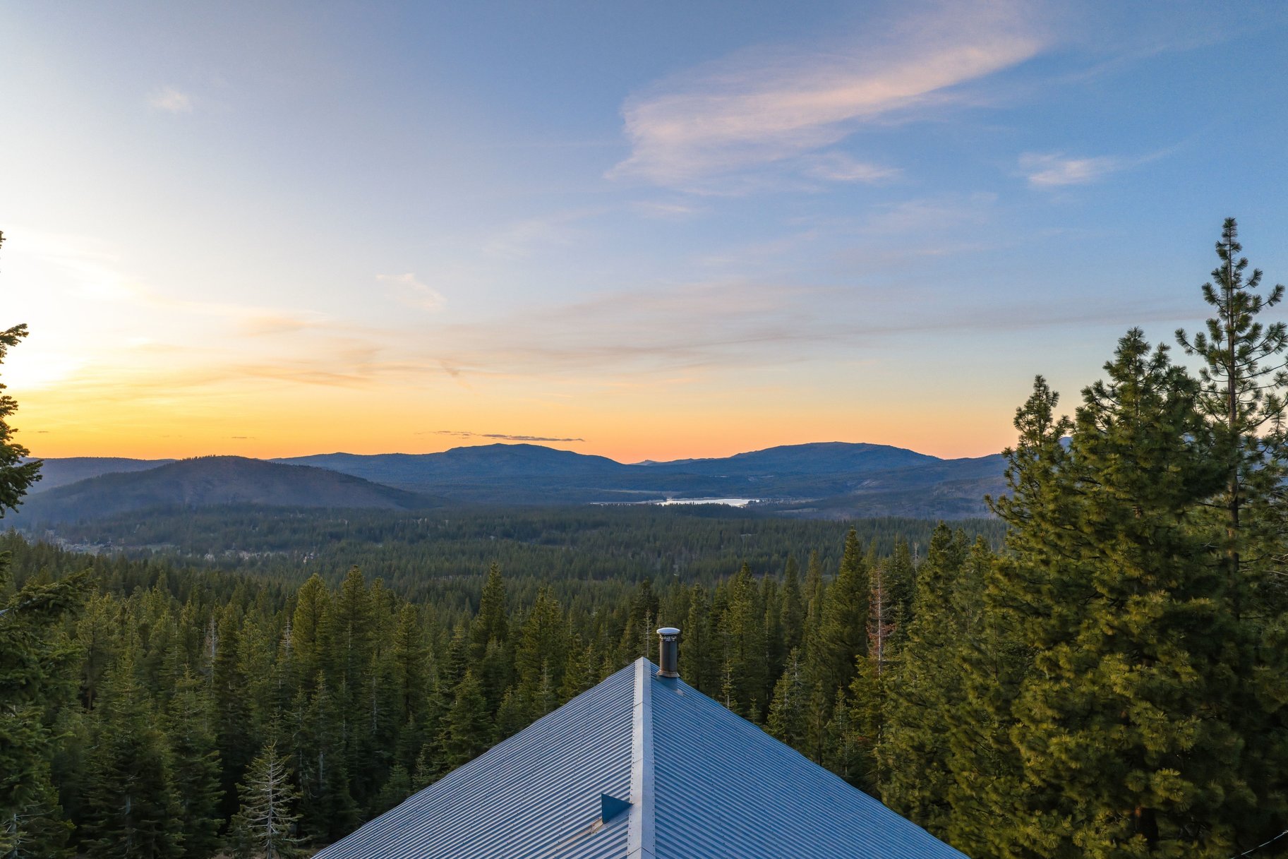 20-Acre Juniper Hills Estate with Panoramic Views - 物件實景