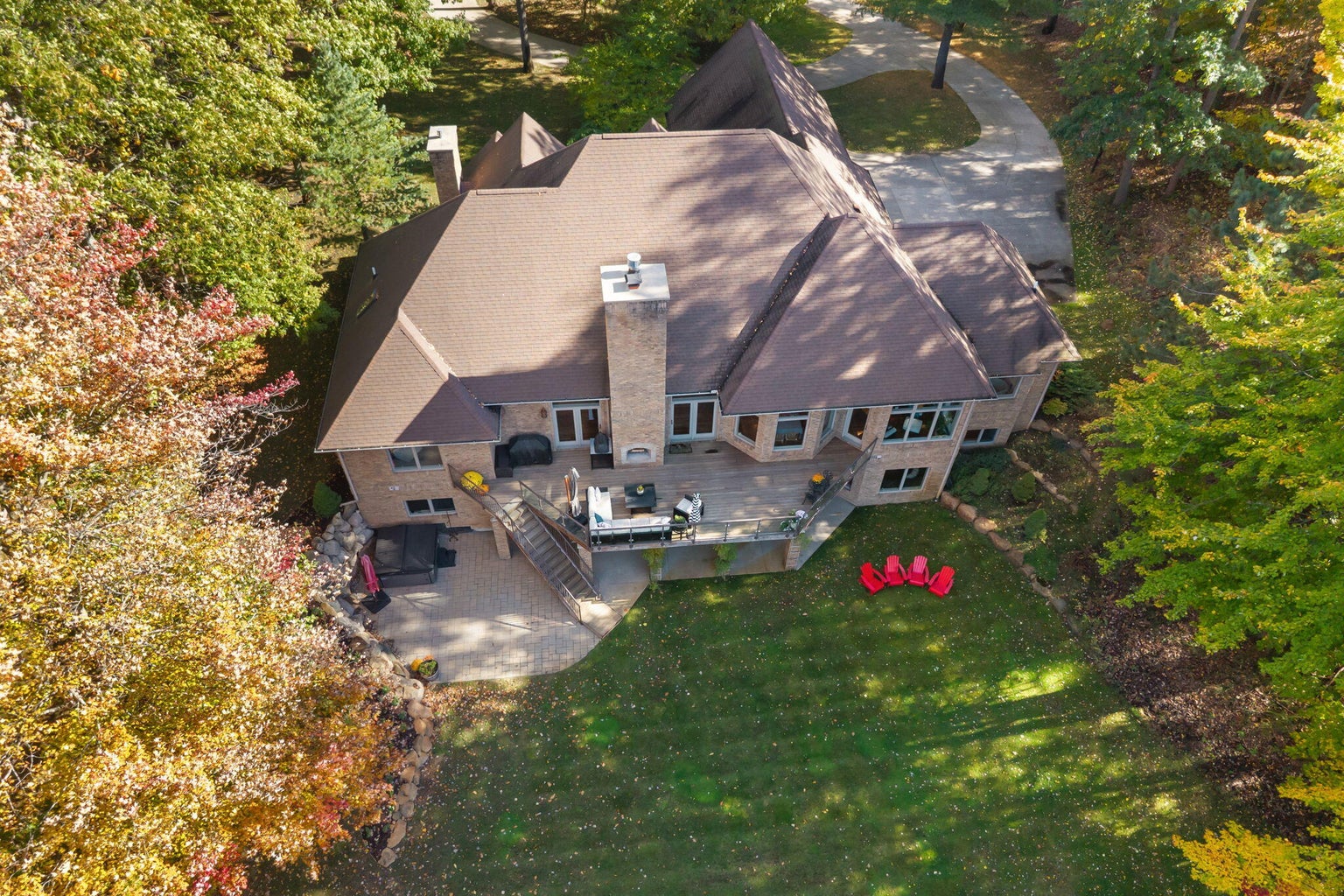 Canadian Lakes, Michigan, 49346, United States, 5 Bedrooms Bedrooms, ,6 BathroomsBathrooms,Residential,For Sale,1981298