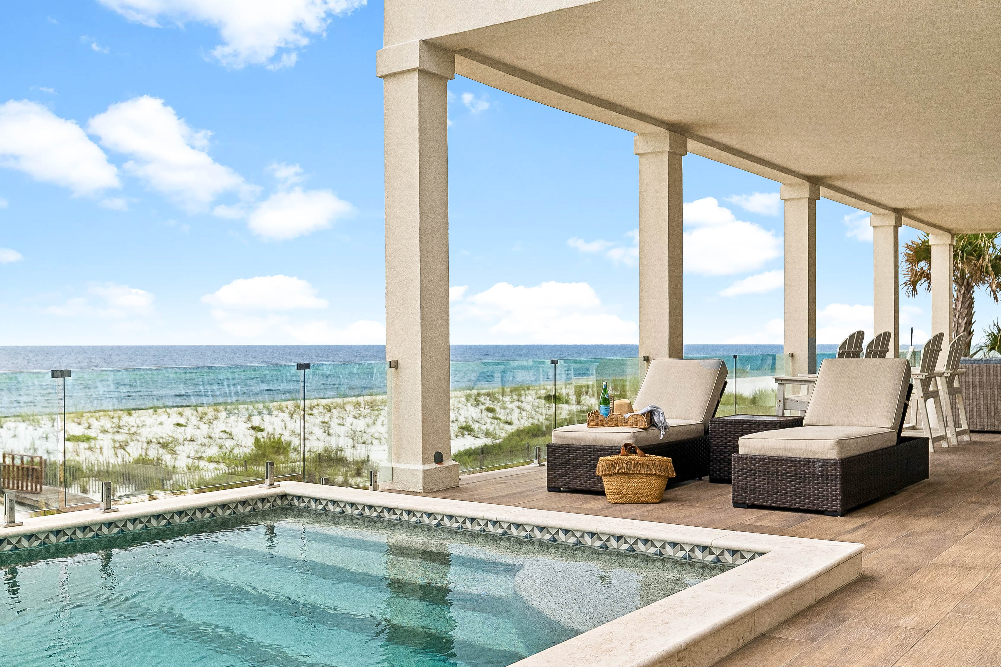  A New Benchmark for Luxury on Navarre Beach - 物件實景